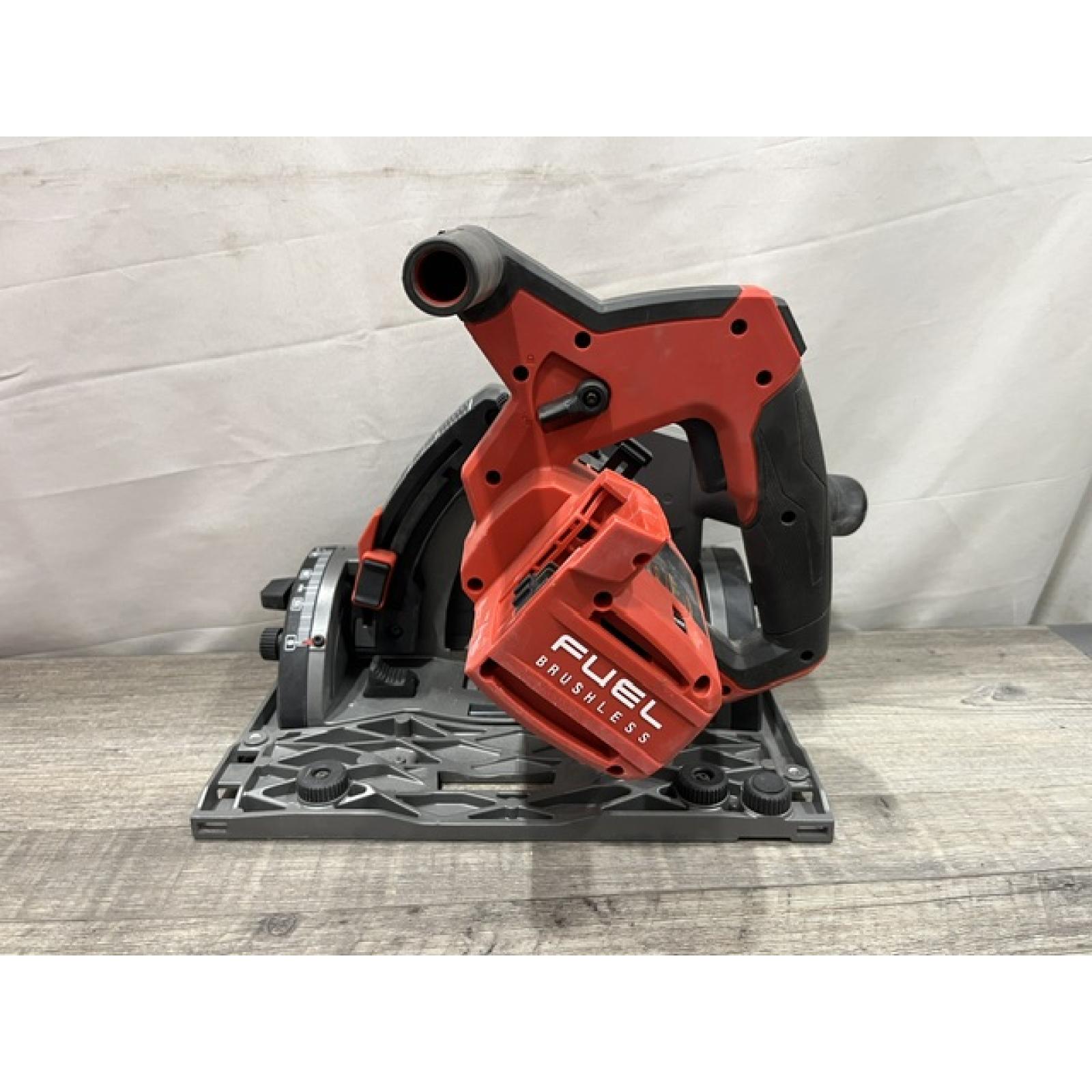 NEW - Milwaukee Cordless Compact Impact Wrench with Pin Detent (Tool-Only)