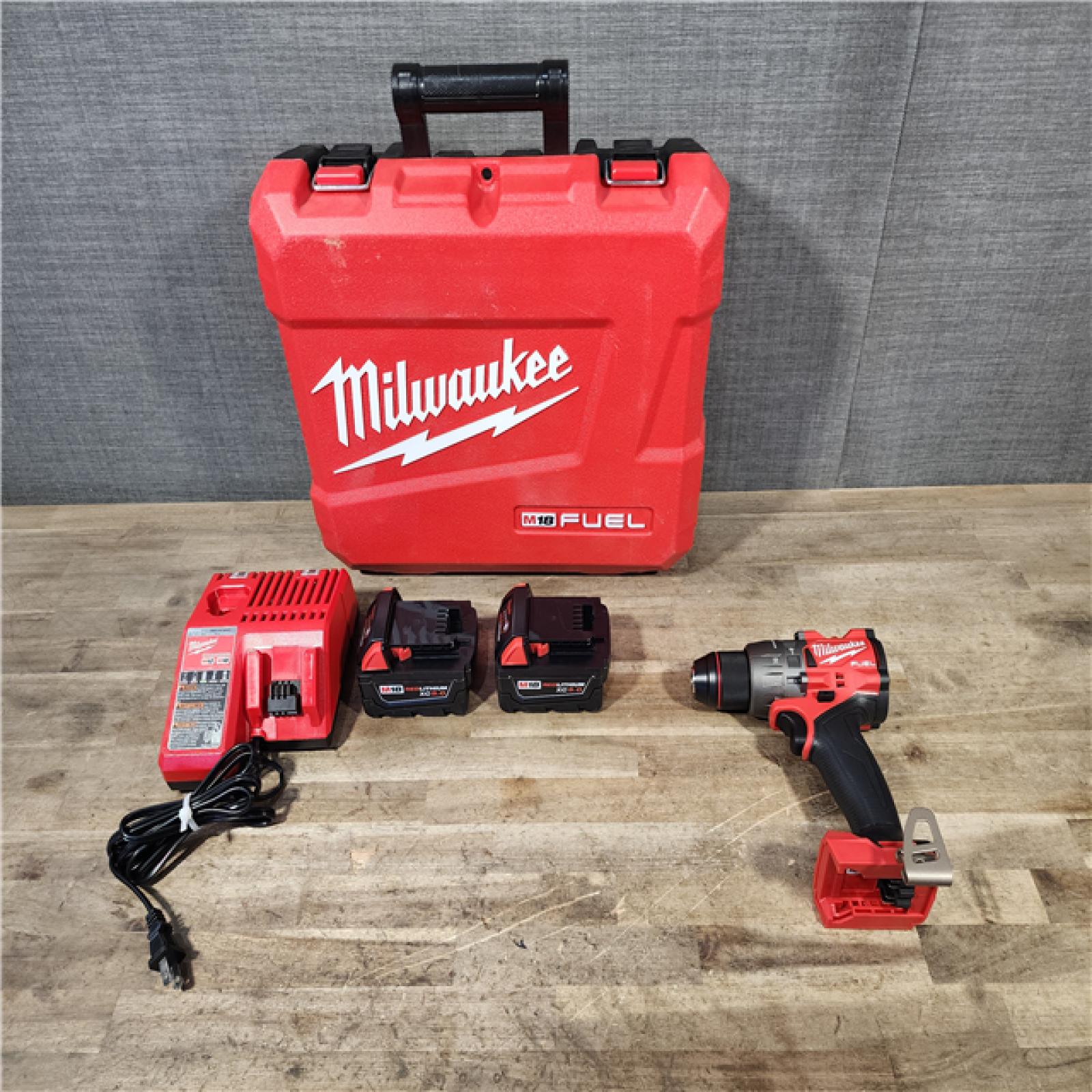 HOUSTON LOCATION - AS-IS (APPEARS LIKE NEW) Milwaukee 2904-22 Hammer Drill Driver Kit with Batteries and Charger