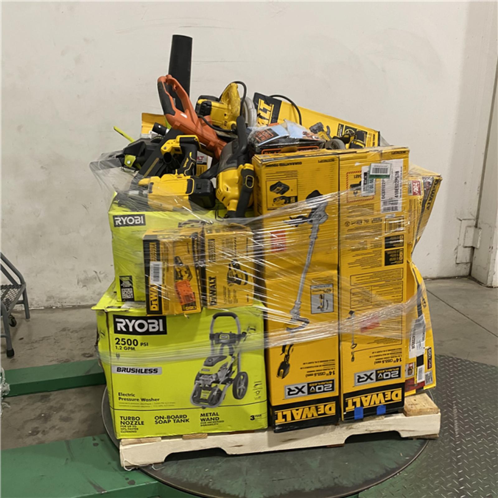 Dallas Location - As-Is Tool Pallet