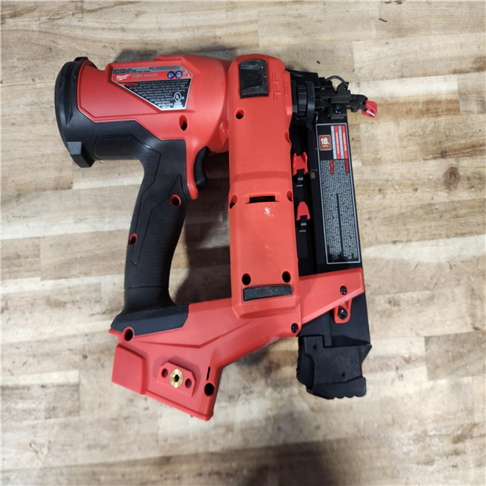 HOUSTON LOCATION - AS-IS Milwaukee FUEL 18-Volt Lithium-Ion Brushless Cordless Gen II 18-Gauge Brad Nailer (Tool-Only)