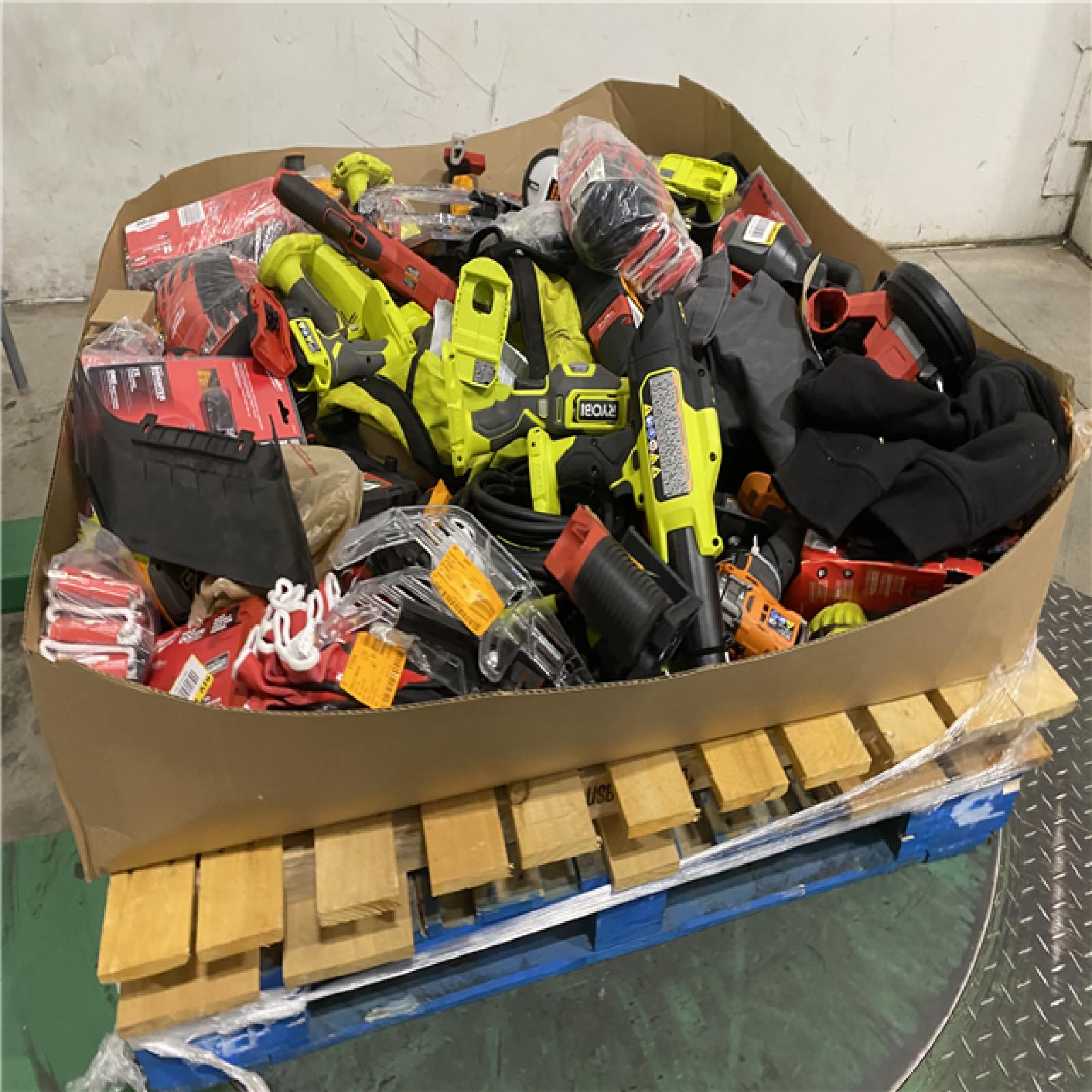 Dallas Location - As-Is Tool Pallet