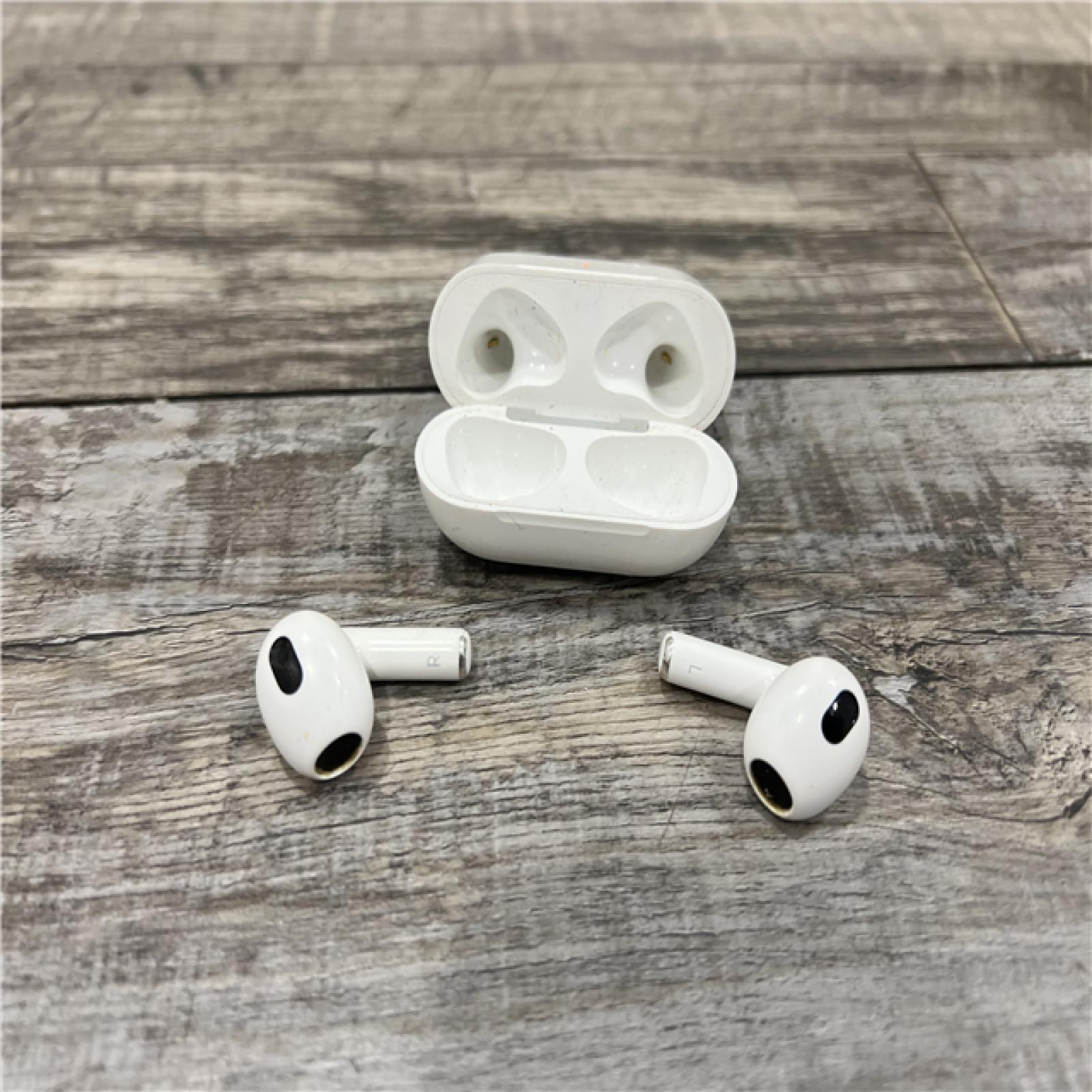 AS-IS AirPods (3rd Generation) with Lightning Charging Case