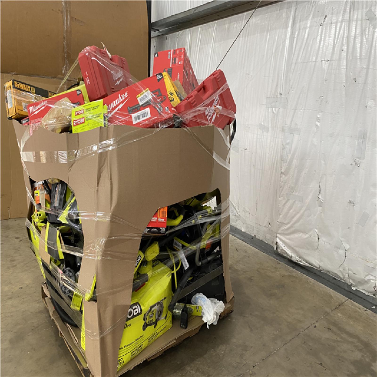 Houston Location AS IS - Tool Pallet