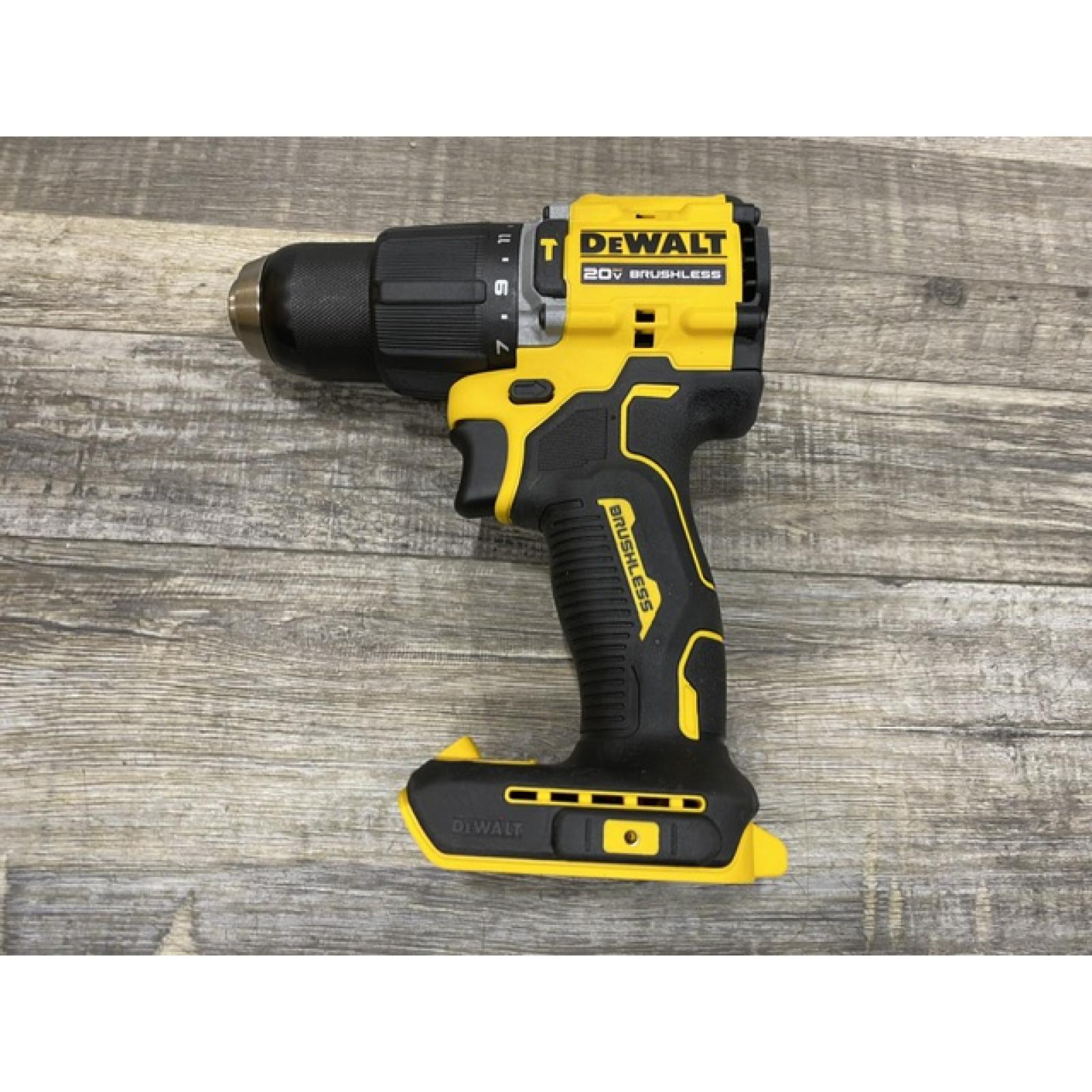 AS-IS DEWALT ATOMIC 20V Lithium-Ion Cordless 1/2 in. Hammer Drill Kit