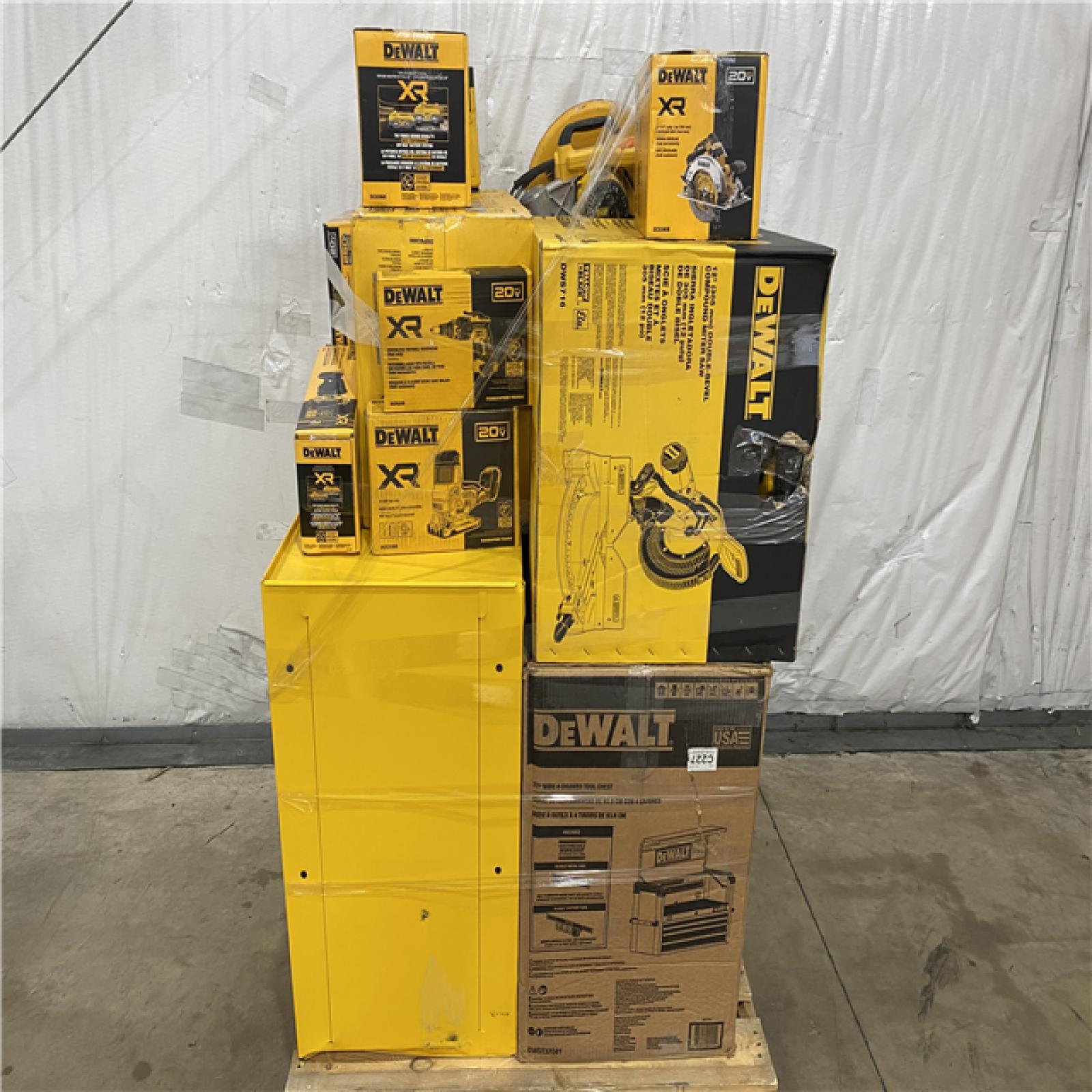 Houston Location AS IS - Tool Pallet