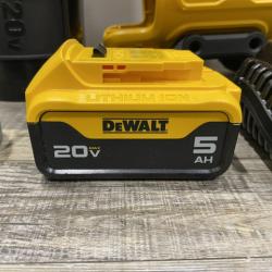 AS-IS DEWALT 20V MAX* XR Brushless Cordless Handheld Blower Kit