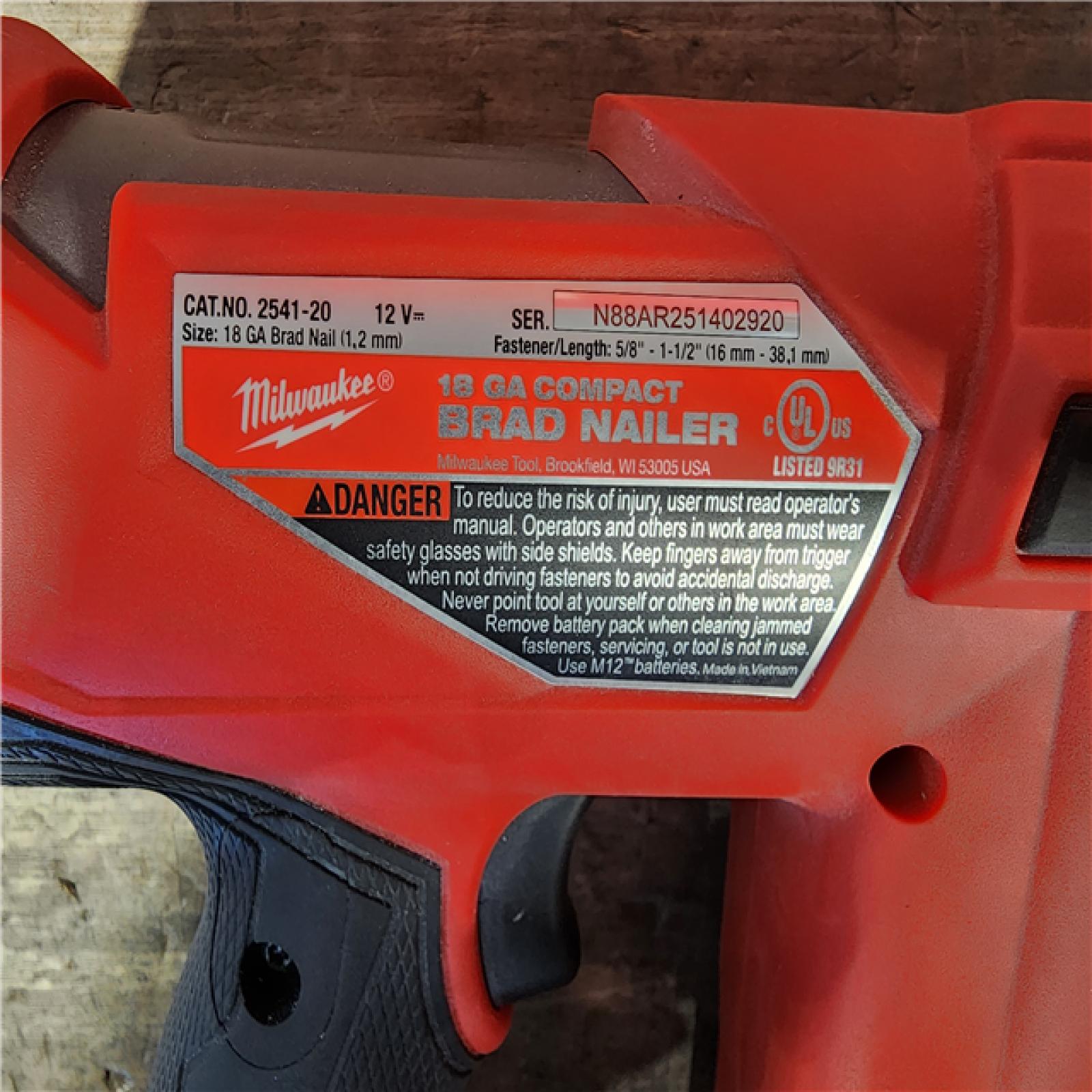 HOUSTON LOCATION - AS-IS Milwaukee M12 FUEL 18 Gauge Compact Brad Nailer (Tool-Only)