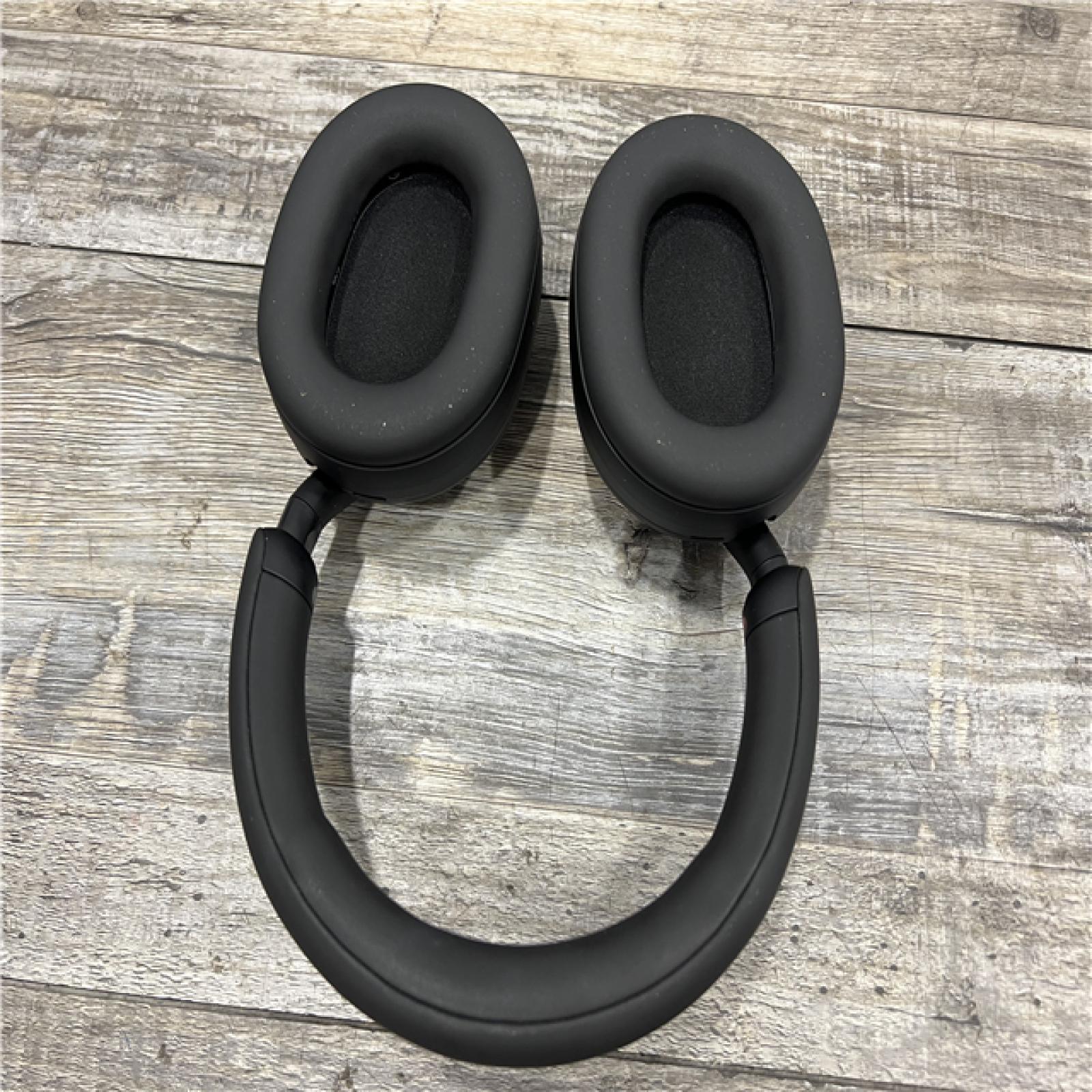 AS-IS Sony - WH-1000XM5 Wireless Noise-Canceling Over-the-Ear Headphones - Black