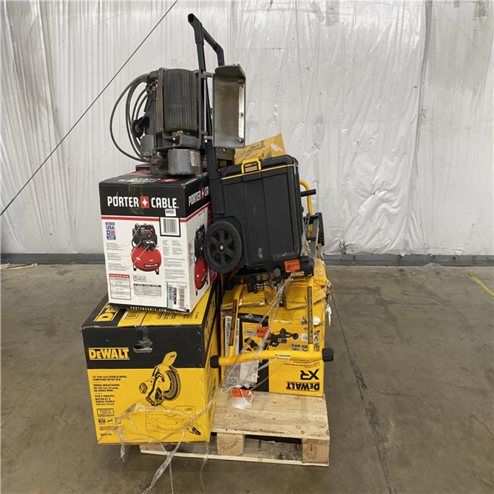 Houston Location AS IS - Tool Pallet
