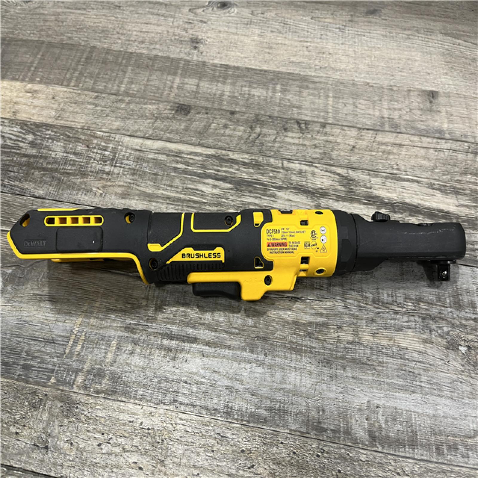 AS-IS DEWALT 20-Volt Maximum Lithium-Ion 3/8 in. and 1/2 in. Cordless Ratchet Kit