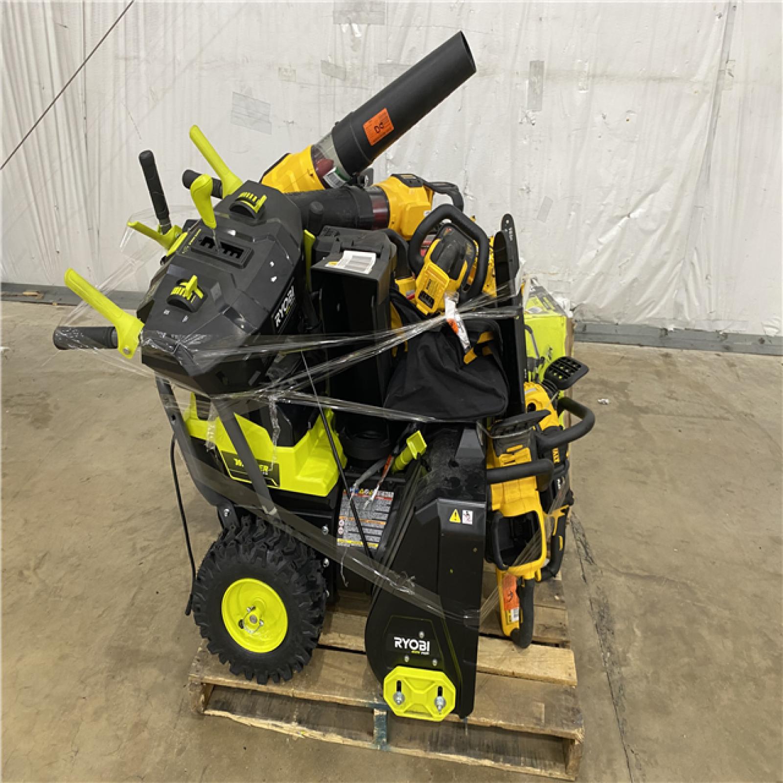 Houston Location AS IS - Tool Pallet