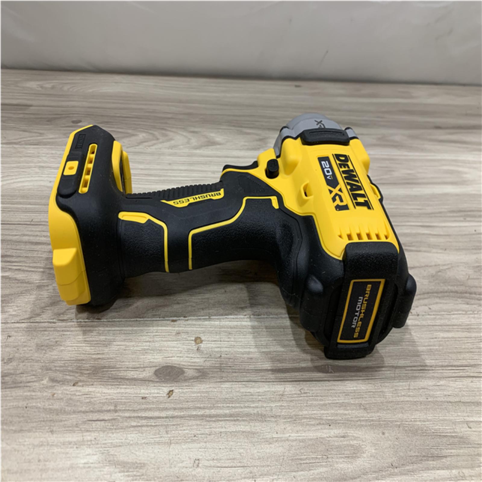 AS-IS DEWALT 20V MAX XR Lithium-Ion Cordless Brushless 1/2 in. Impact Wrench Kit