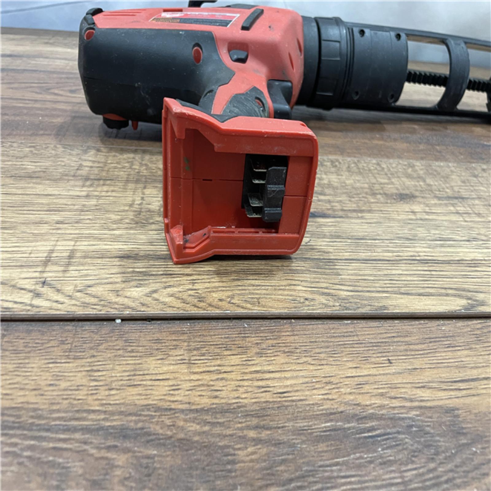 ASIS Milwaukee M18 18Volt LithiumIon Cordless 10 oz. Caulk and Adhesive Gun (ToolOnly)