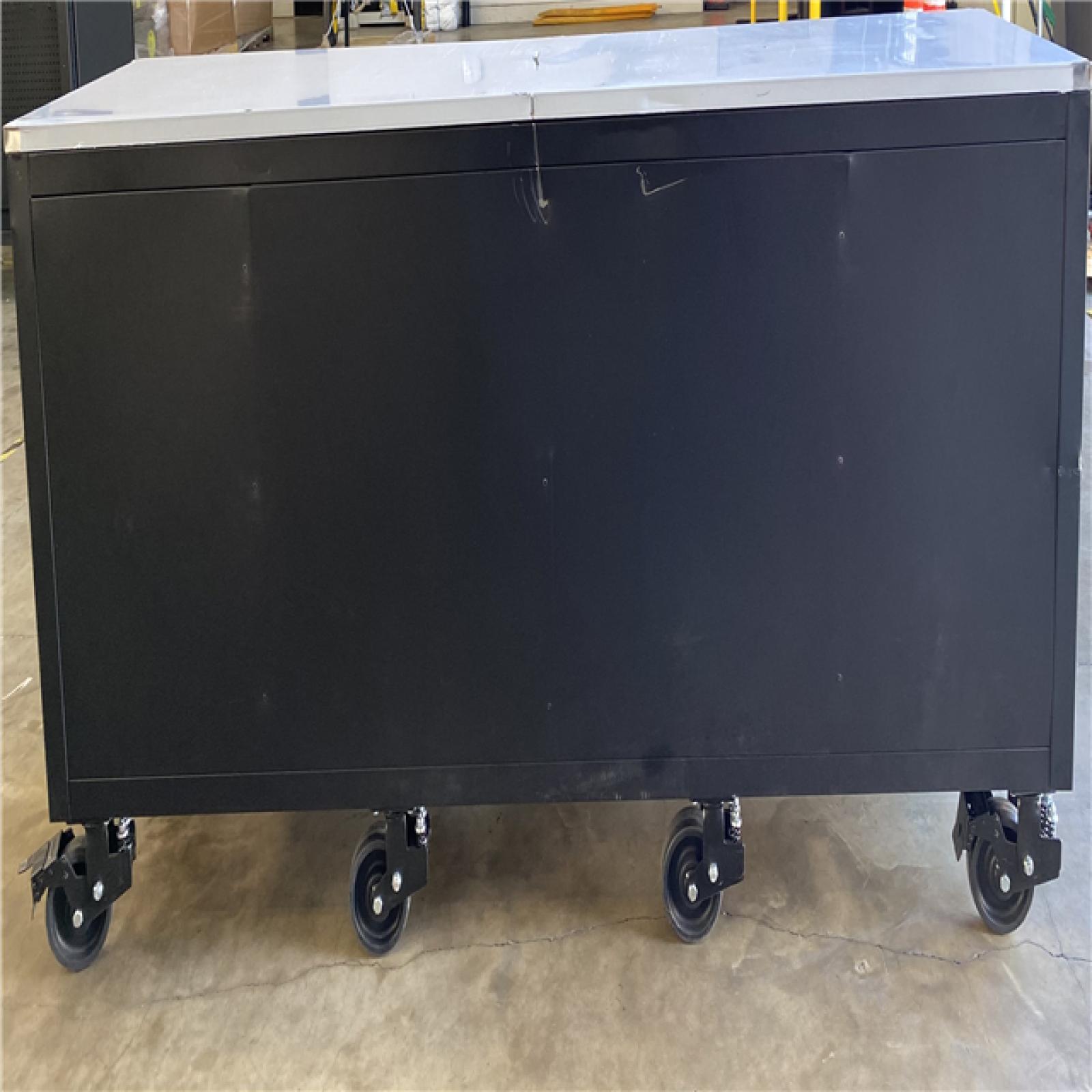 Houston Husky 96In 24 Drawer Mobile Workbench