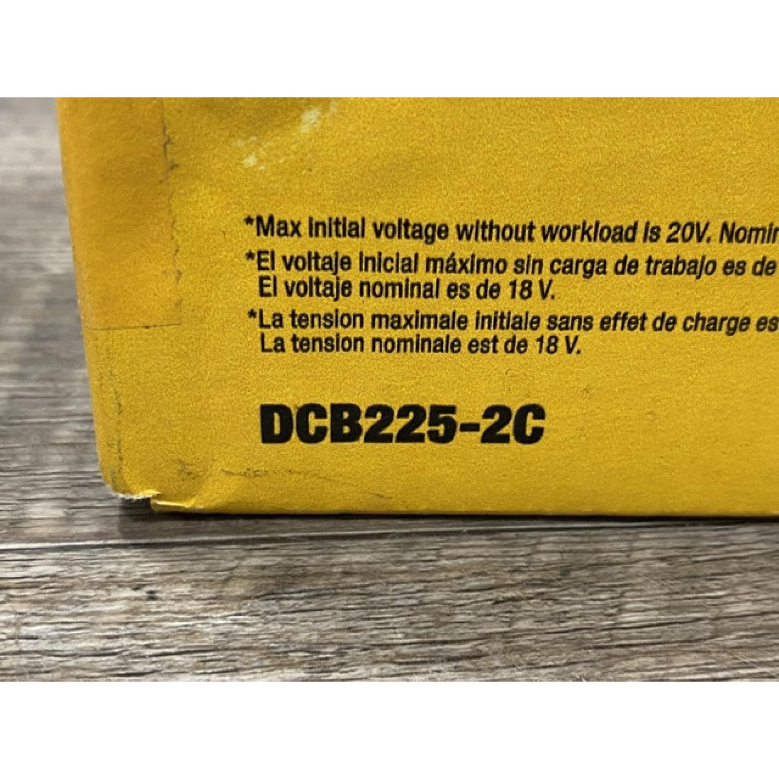 NEW - DEWALT 20V MAX Lithium-Ion Battery Kit with 5.0Ah and 2.0Ah Battery and Charger