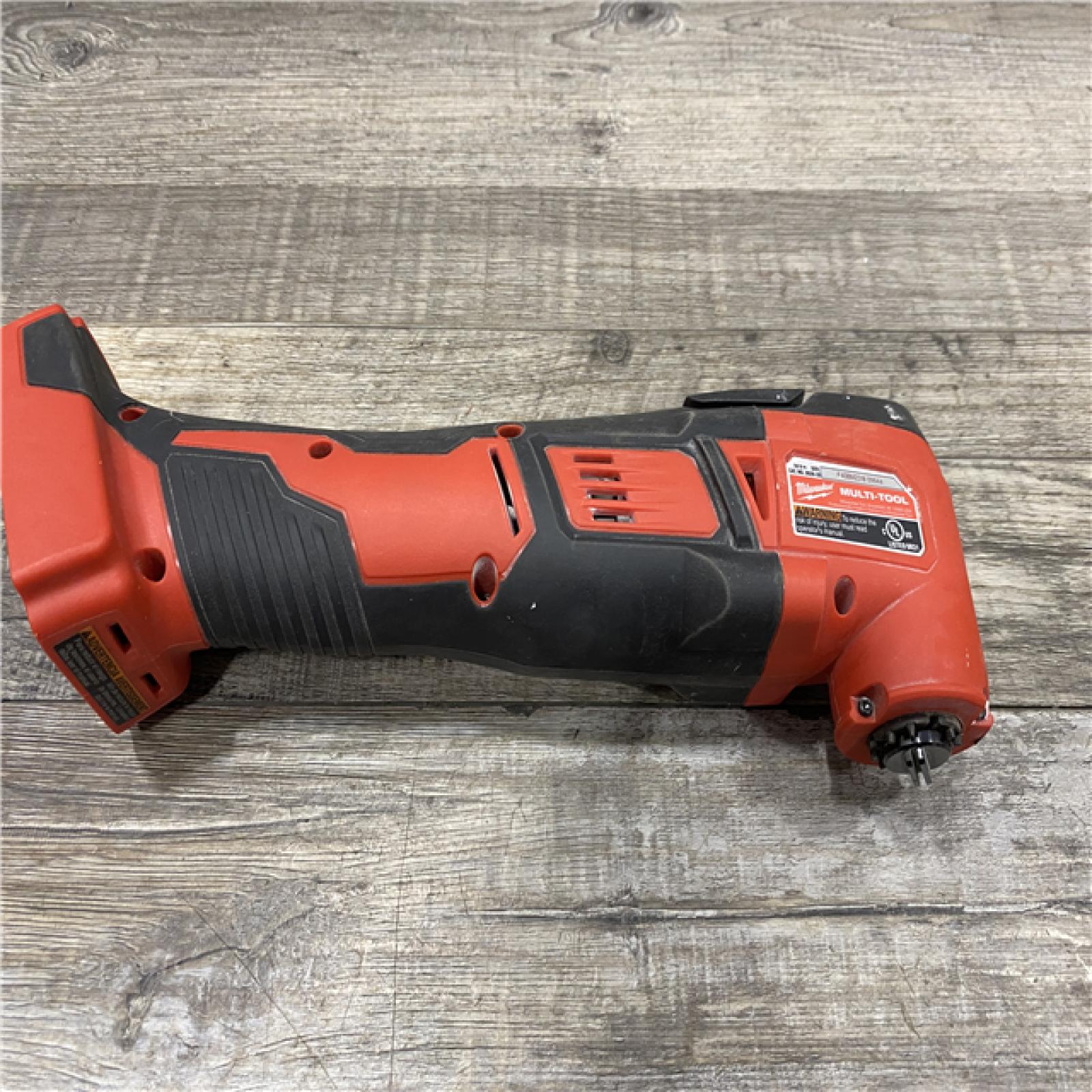 AS-IS Milwaukee 18V Lithium-Ion Cordless Oscillating Multi-Tool (Tool-Only)