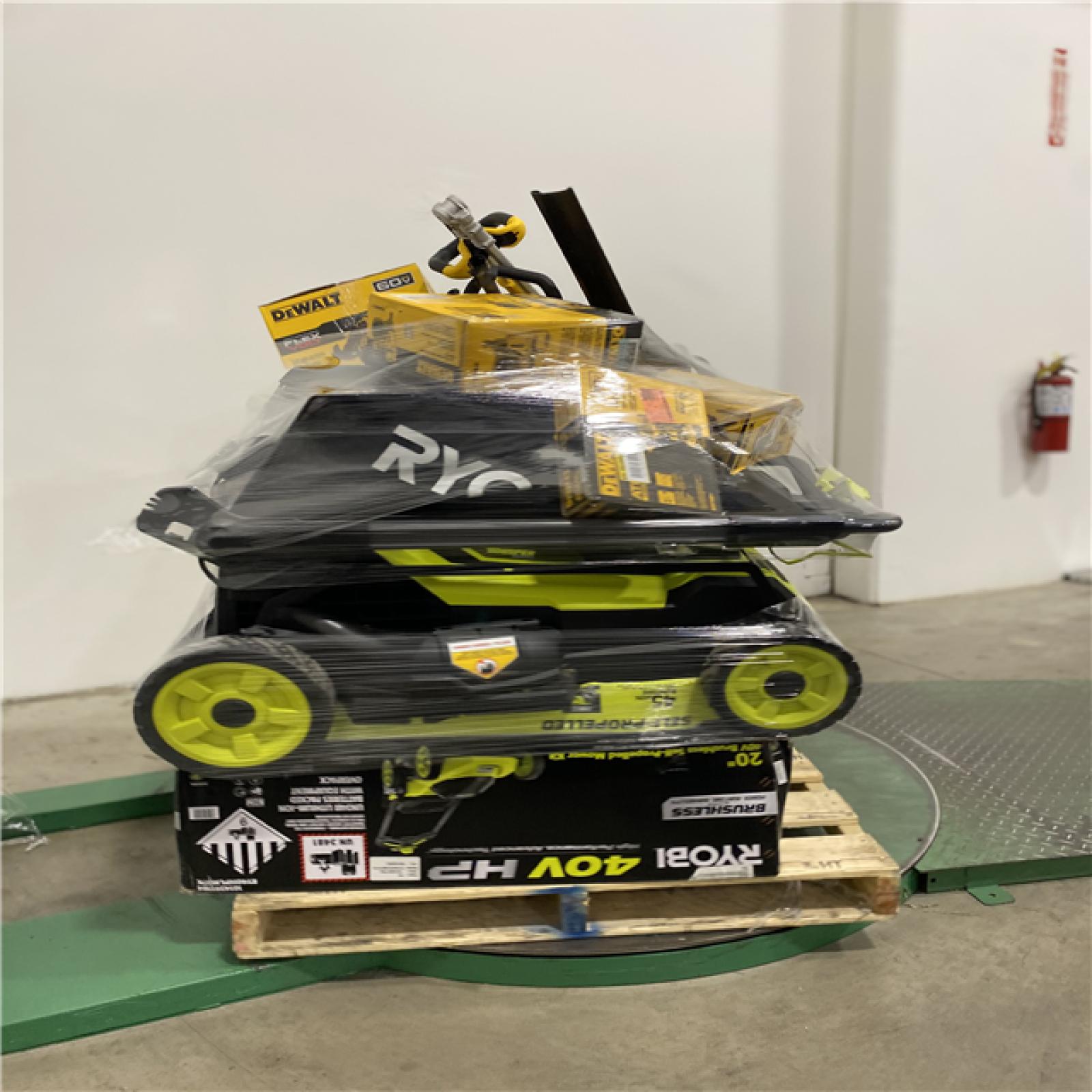 Dallas Location - As-Is Tool Pallet