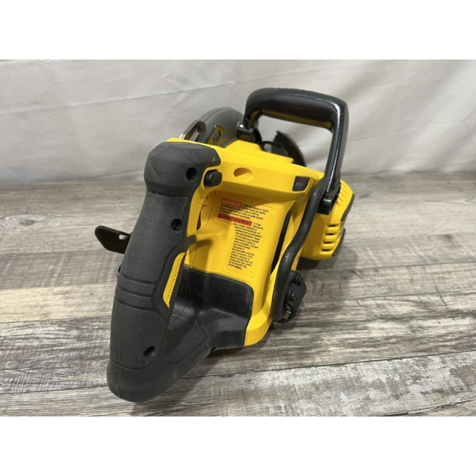 AS-IS DEWALT FLEXVOLT 60V MAX Cordless Brushless 7-1/4 in. Wormdrive Style Circular Saw (Tool Only)