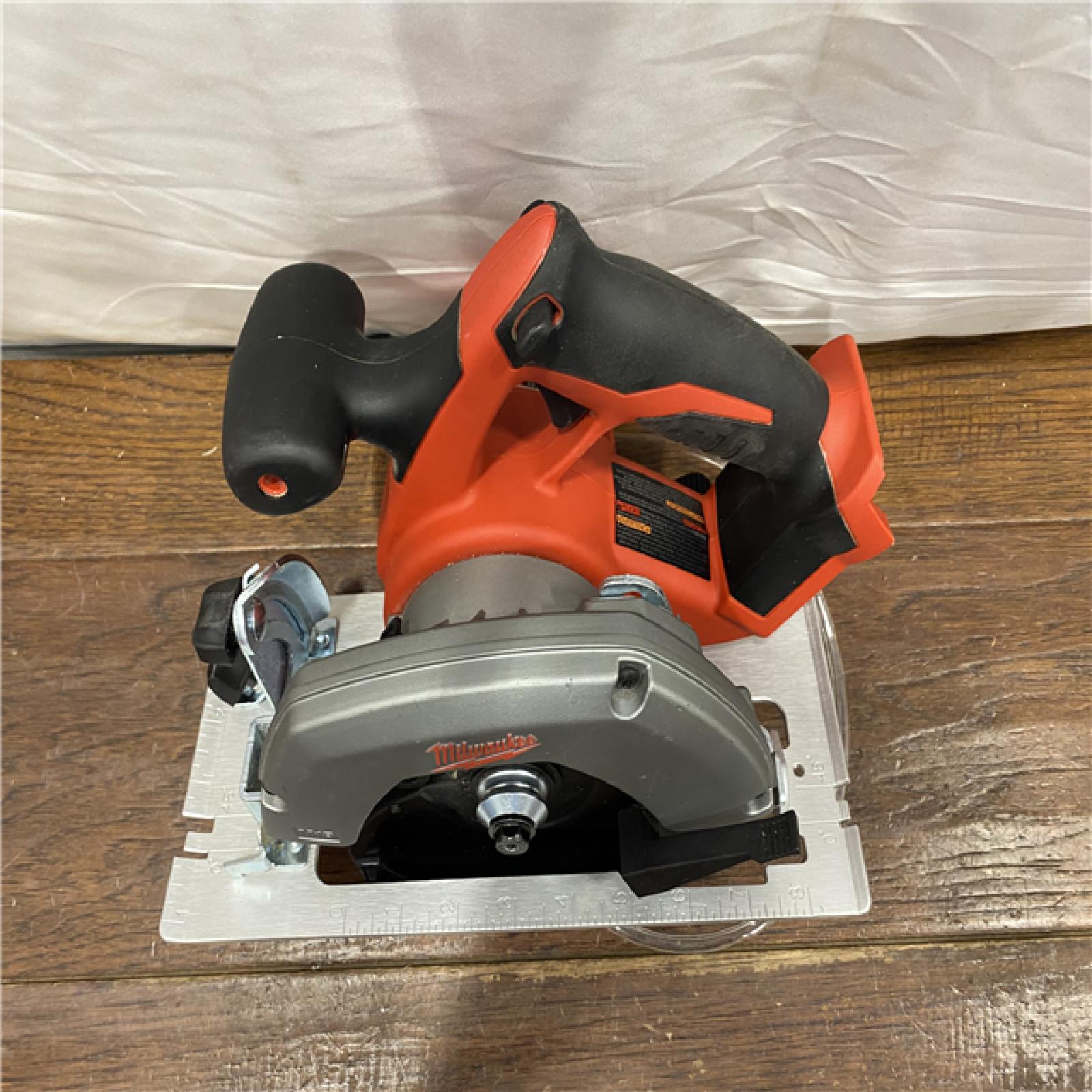 AS-IS Milwaukee 2630-20 M18 Cordless 6-1/2 Circular Saw Bare Tool Only - All