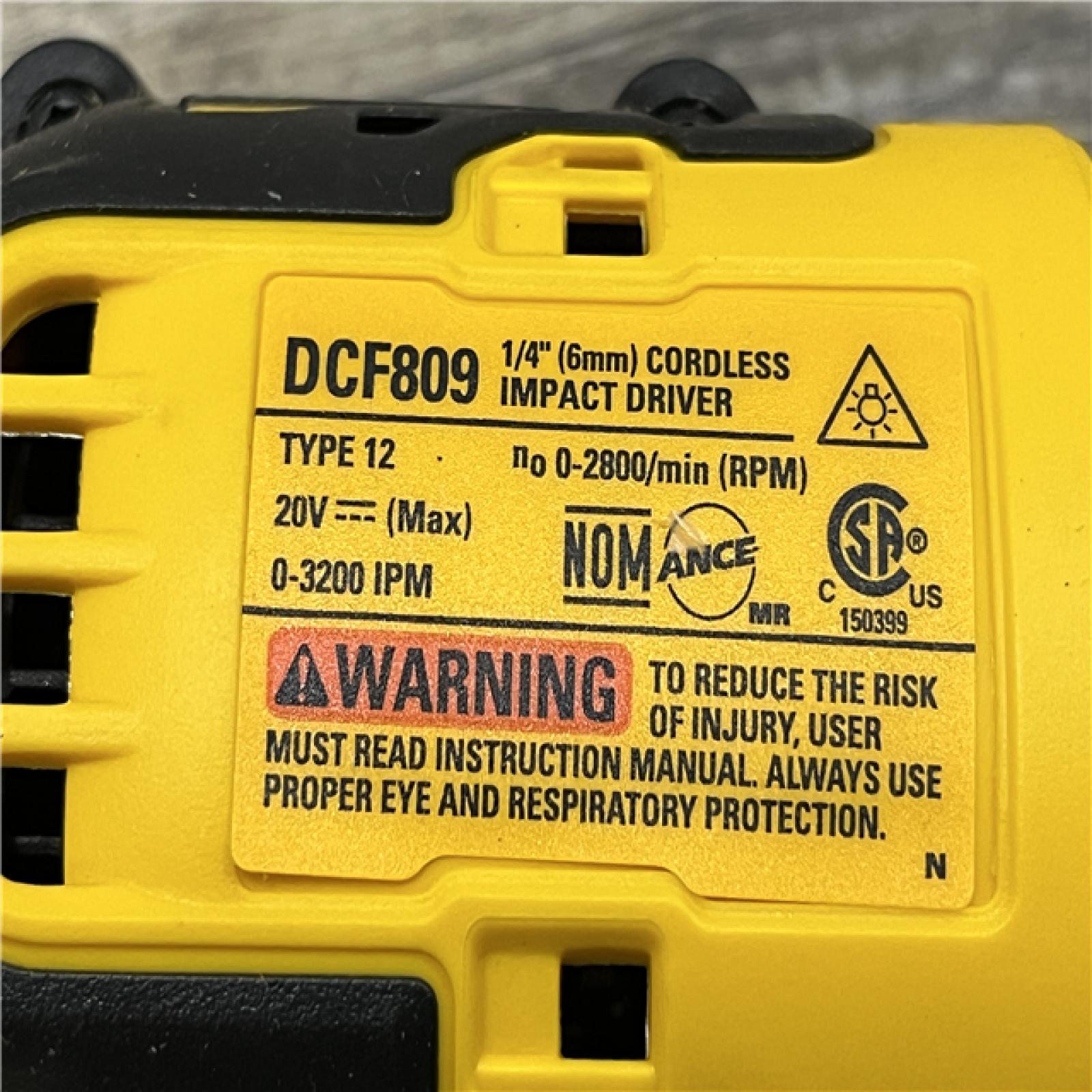 AS-IS DEWALT Atomic 20V Max Lithium-Ion Brushless Cordless Compact 1/4 in. Impact Driver Kit