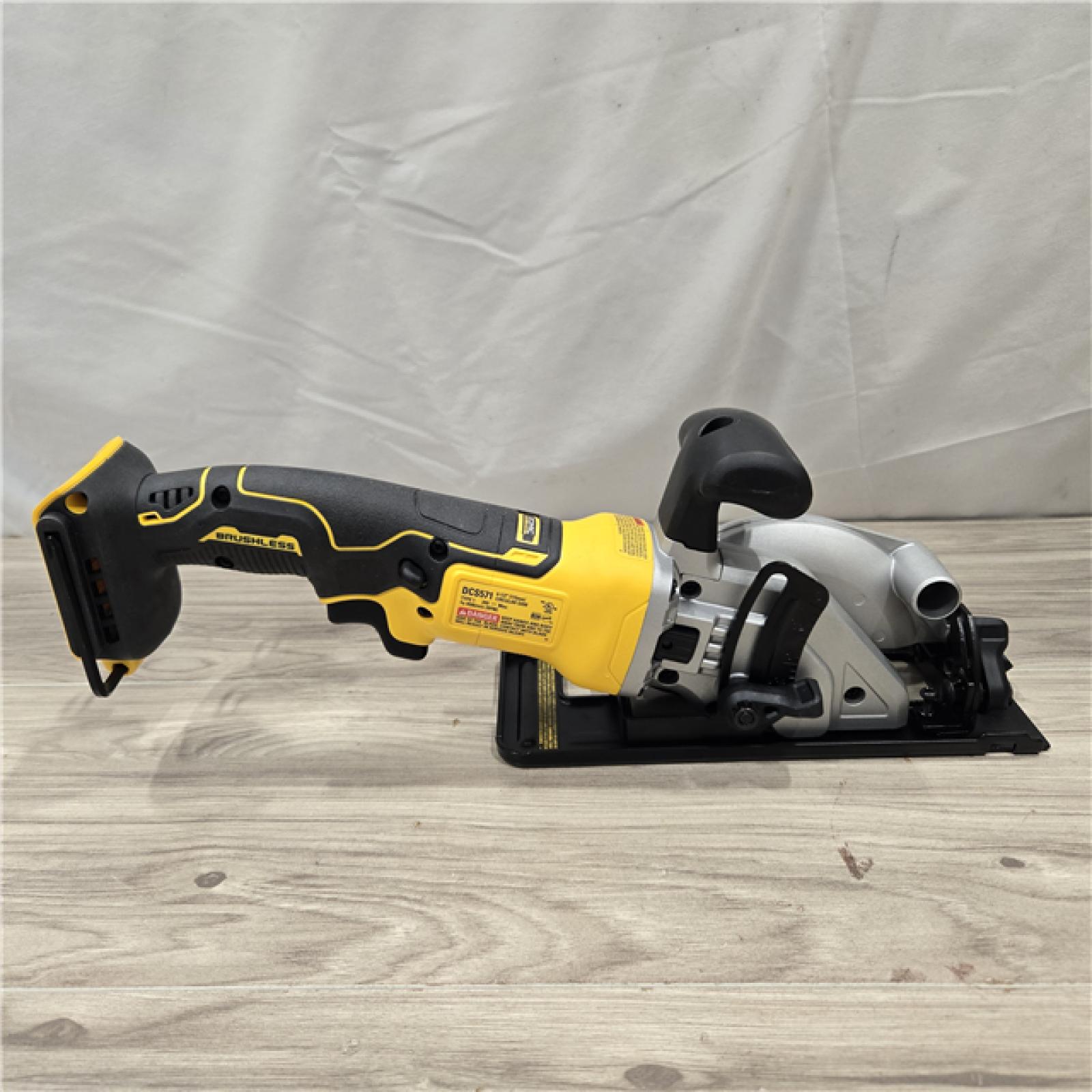 AS-IS DEWALT ATOMIC 20V MAX Cordless 4-1/2 in. Circular Saw (Tool Only)