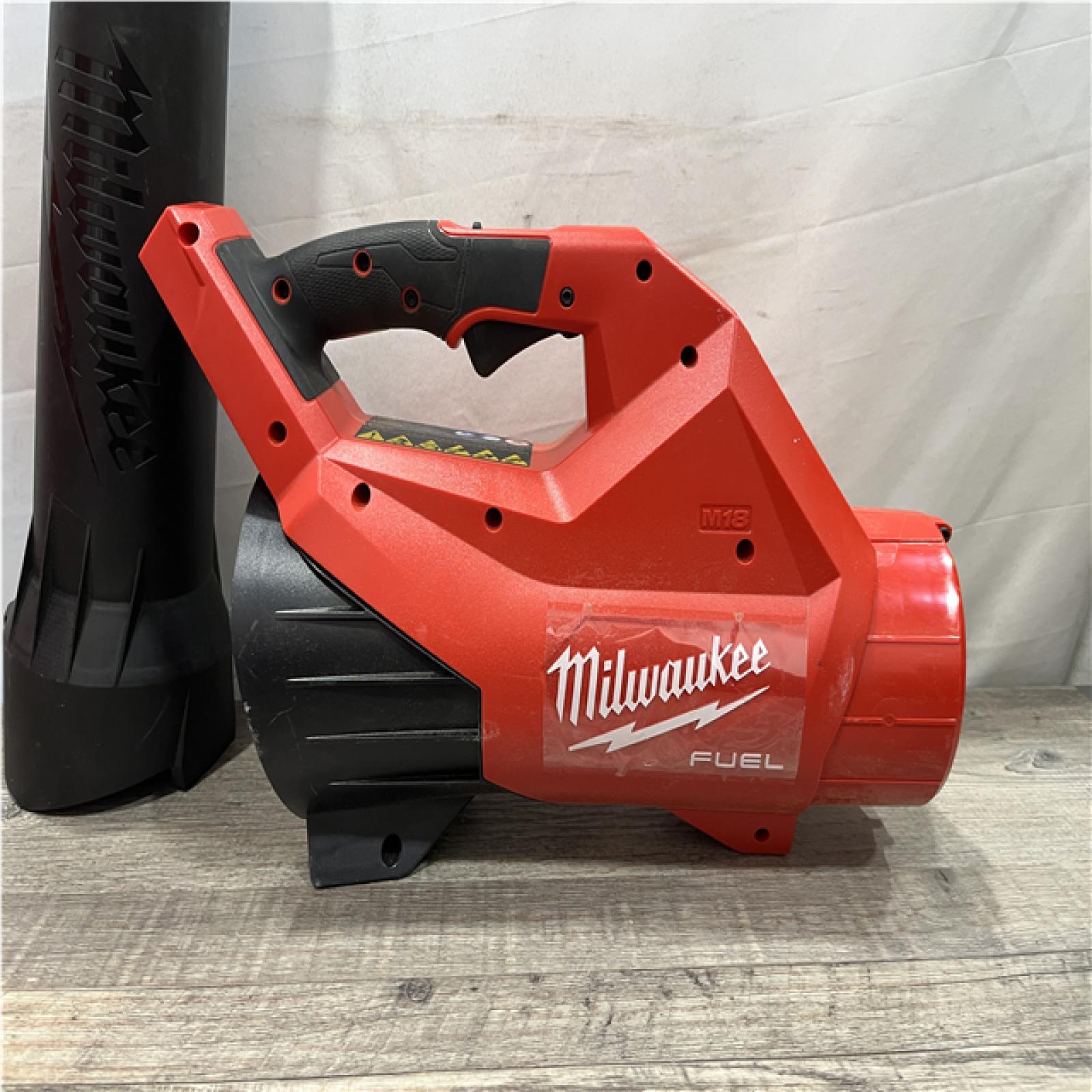 AS-IS Milwaukee FUEL 120 MPH 500 CFM 18V Brushless Cordless Battery Powered Leaf Blower Kit