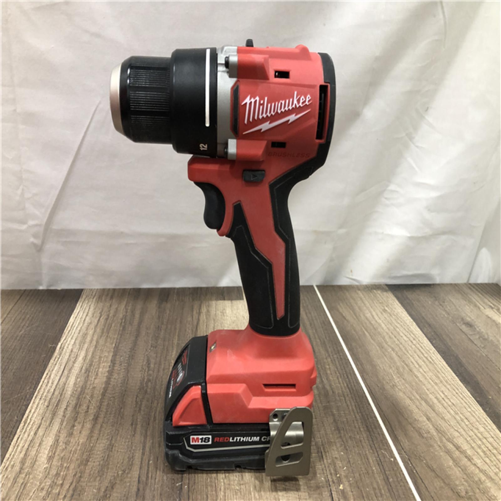 AS-IS Milwaukee 18V Lithium-Ion Brushless Cordless 1/2 in. Compact Drill/Driver Kit