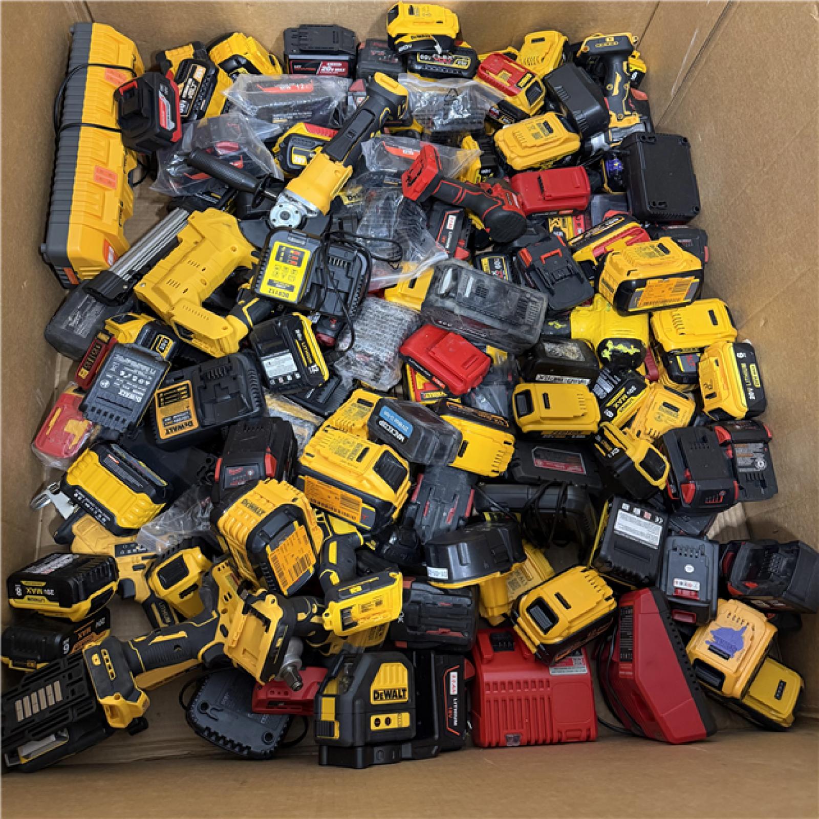 DALLAS LOCATION - AFTERMARKET NON-BRANDED MIXED TOOLS & BATTERIES
