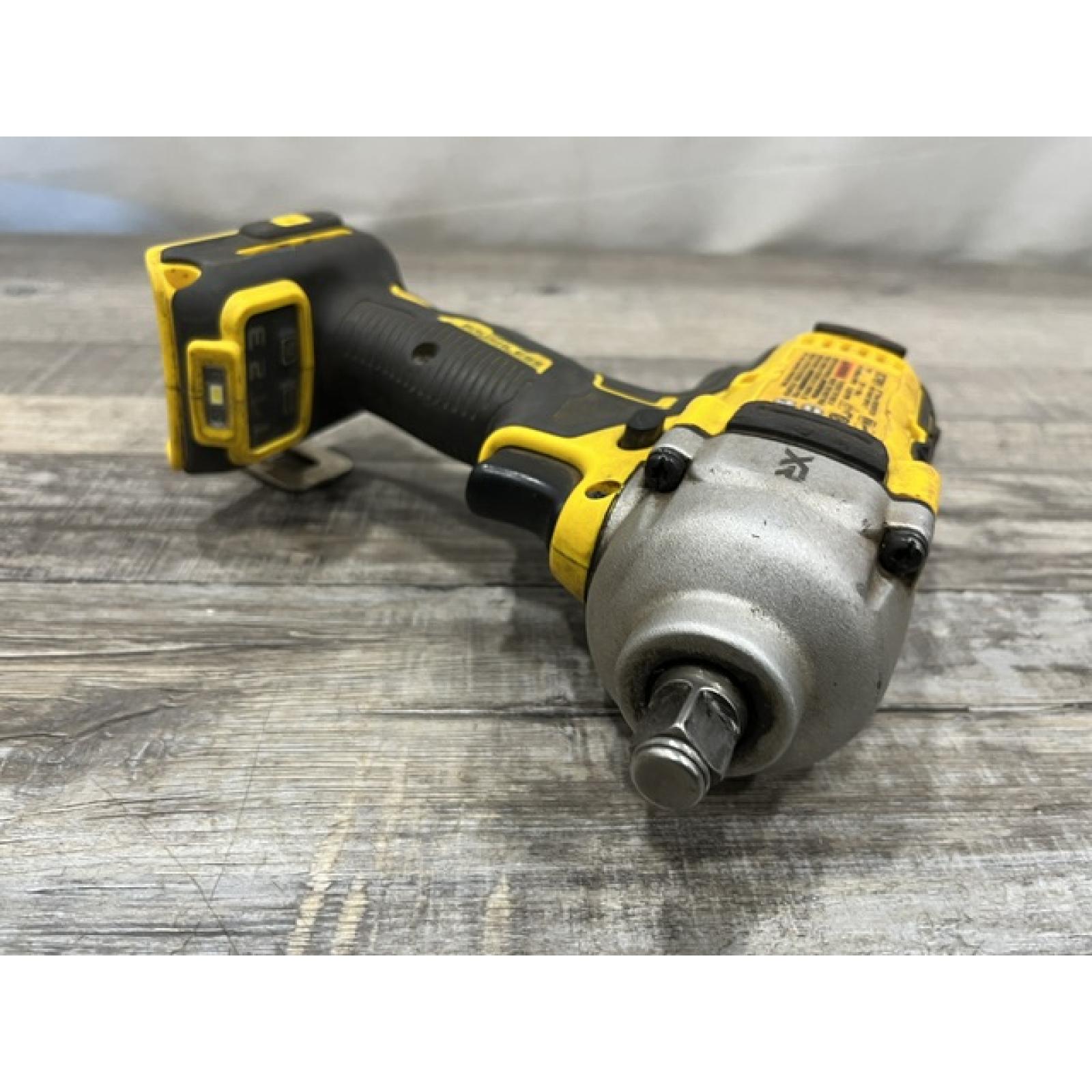 AS-IS DEWALT 20V MAX XR Cordless 1/2 in. Impact Wrench (Tool Only)
