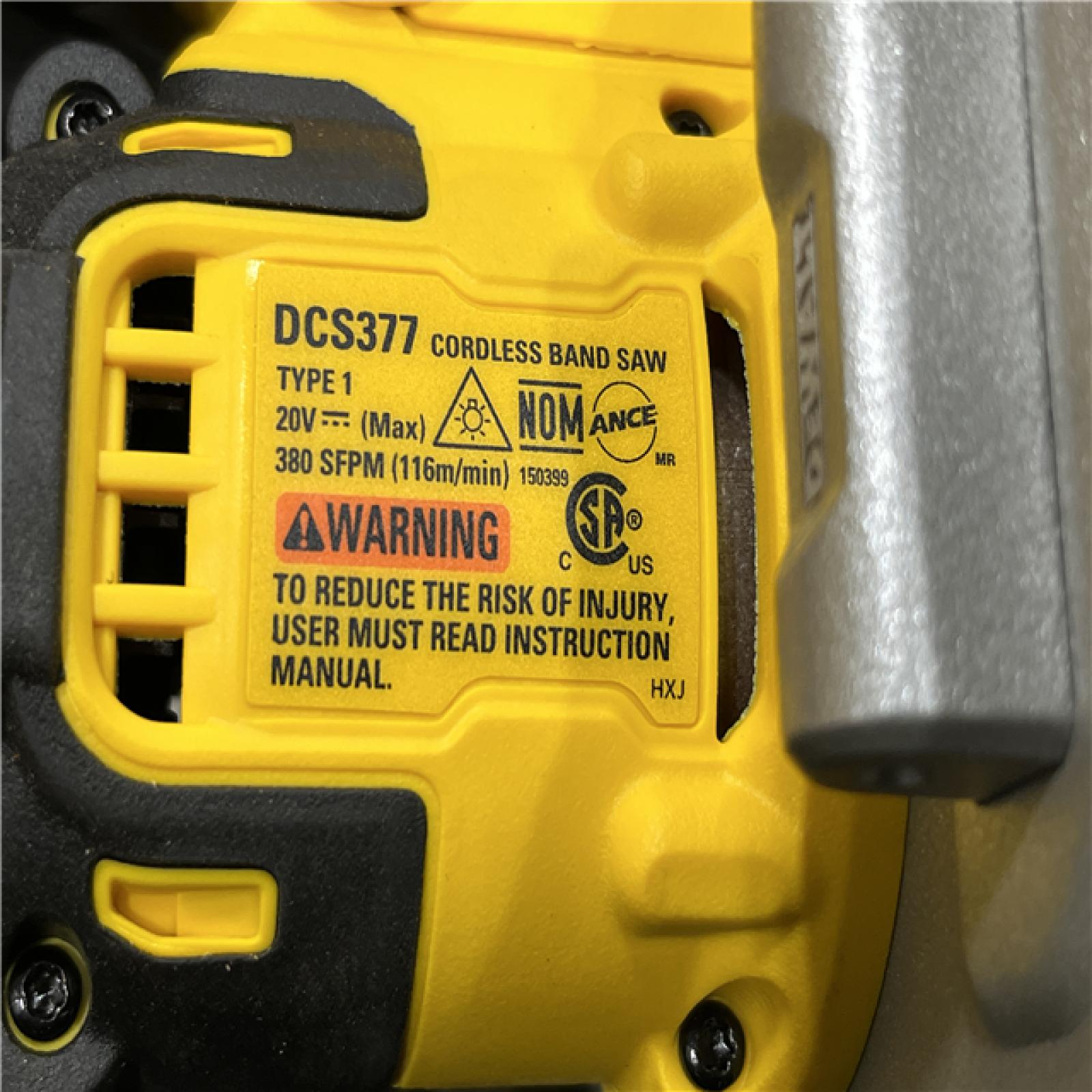 AS-IS DEWALT ATOMIC 20V MAX Cordless Brushless Compact 1-3/4 in. Bandsaw (Tool Only)