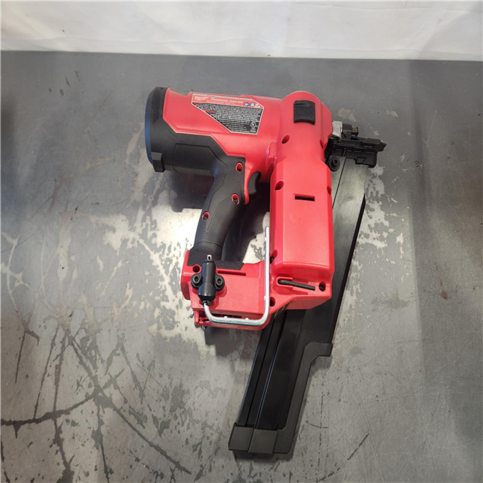 AS-IS- Milwaukee M18 FUEL 21-Degree Cordless Framing Nailer (Tool Only)