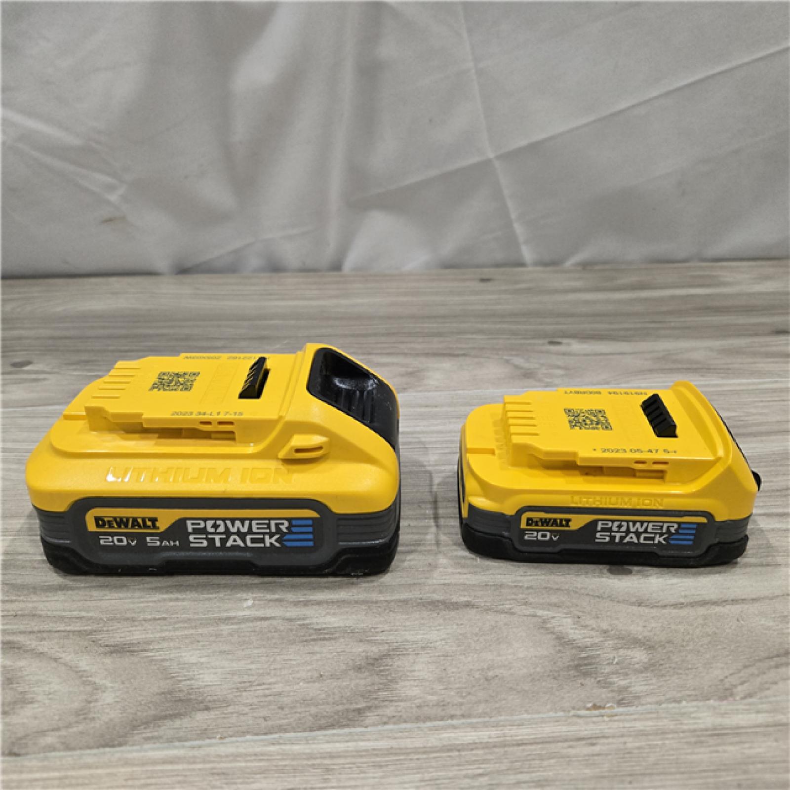 AS-IS Dewalt 20V MAX POWERSTACK Starter Kit