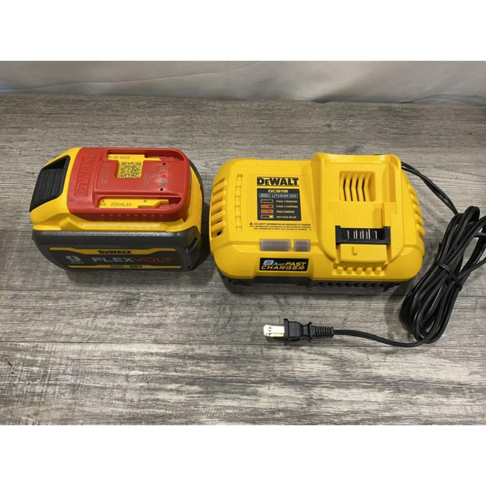 AS-IS DEWALT 20V/60V MAX FLEXVOLT Lithium-Ion 9.0Ah Battery and Charger Starter Kit