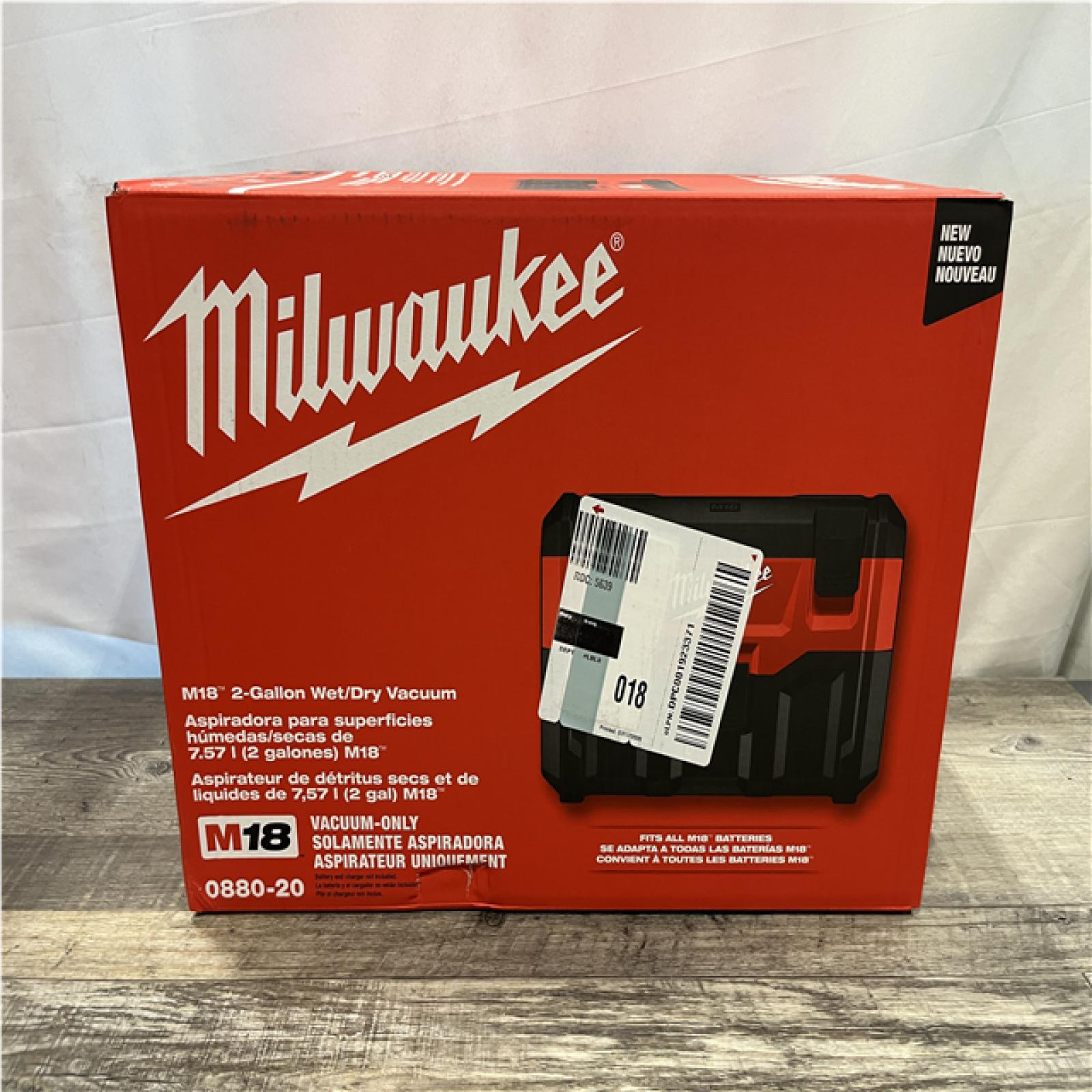 NEW - Milwaukee 18-Volt 2 Gal. Lithium-Ion Cordless Wet/Dry Vacuum (Vacuum-Only)