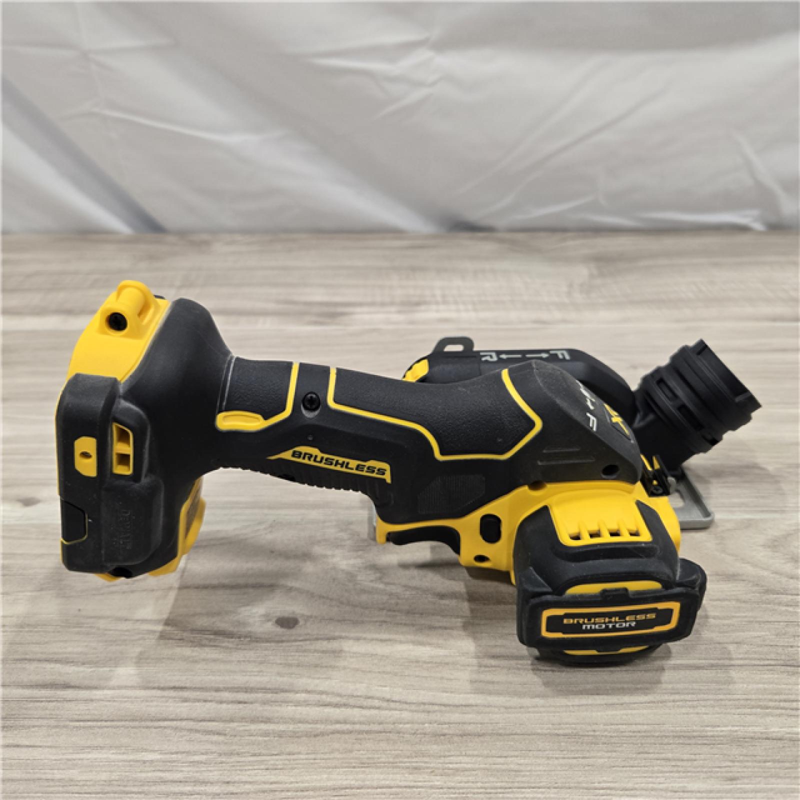 LIKE NEW! - DeWalt 20V MAX XR Cordless Cut-Off Saw (Tool Only)