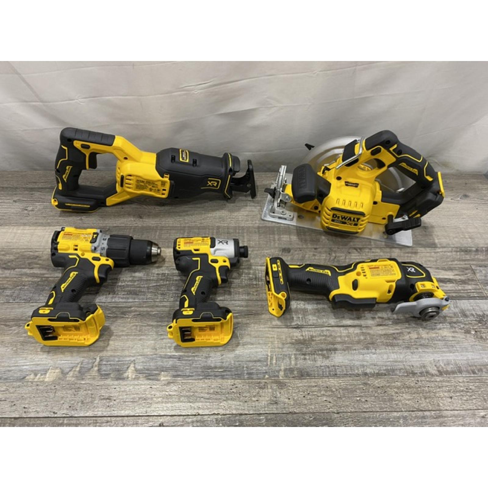LIKE NEW - DEWALT 20V Lithium-Ion Cordless 5-Tool Combo Kit