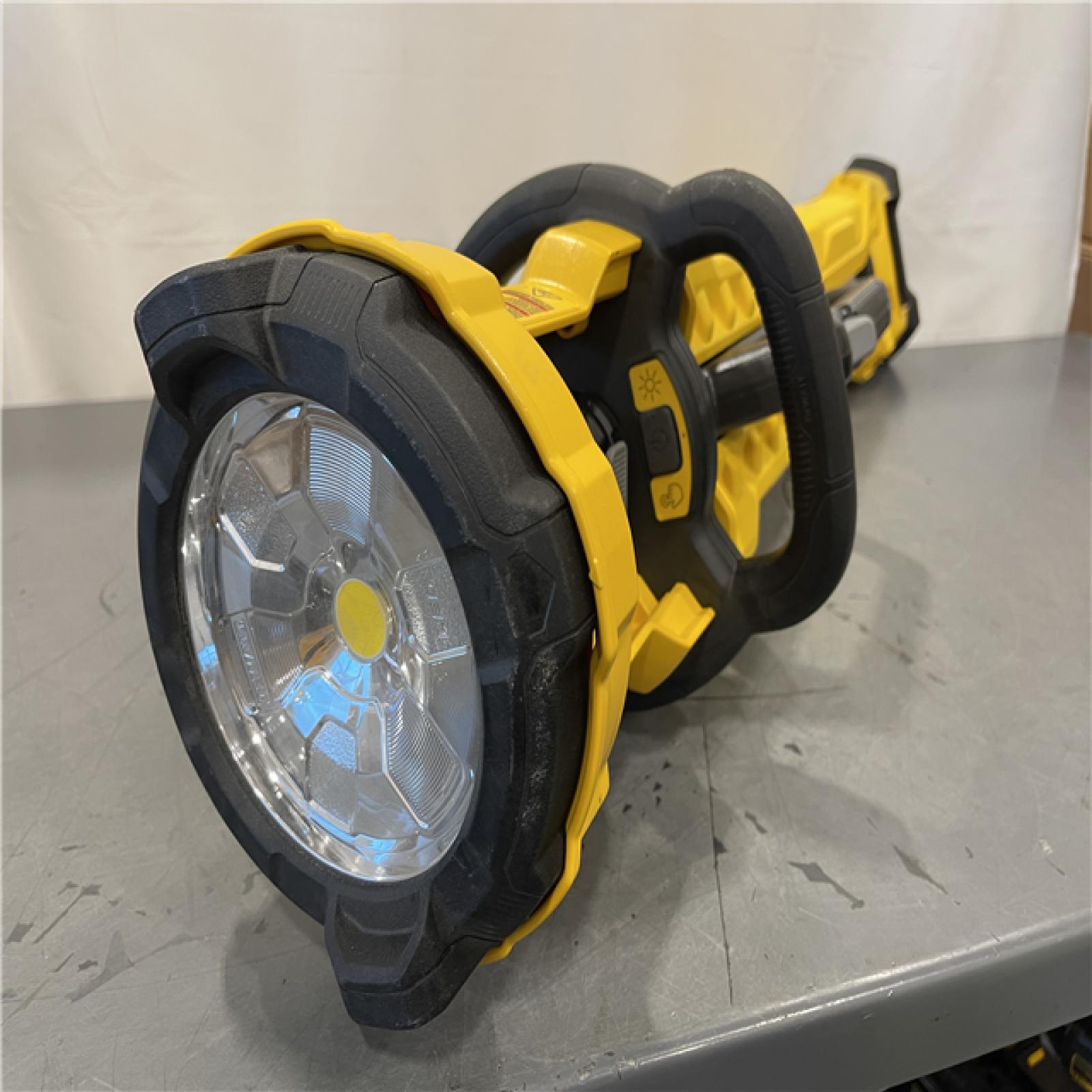 AS-IS - DEWALT 20V MAX 3000-Lumen Adjustable LED Tripod Light (Tool Only)