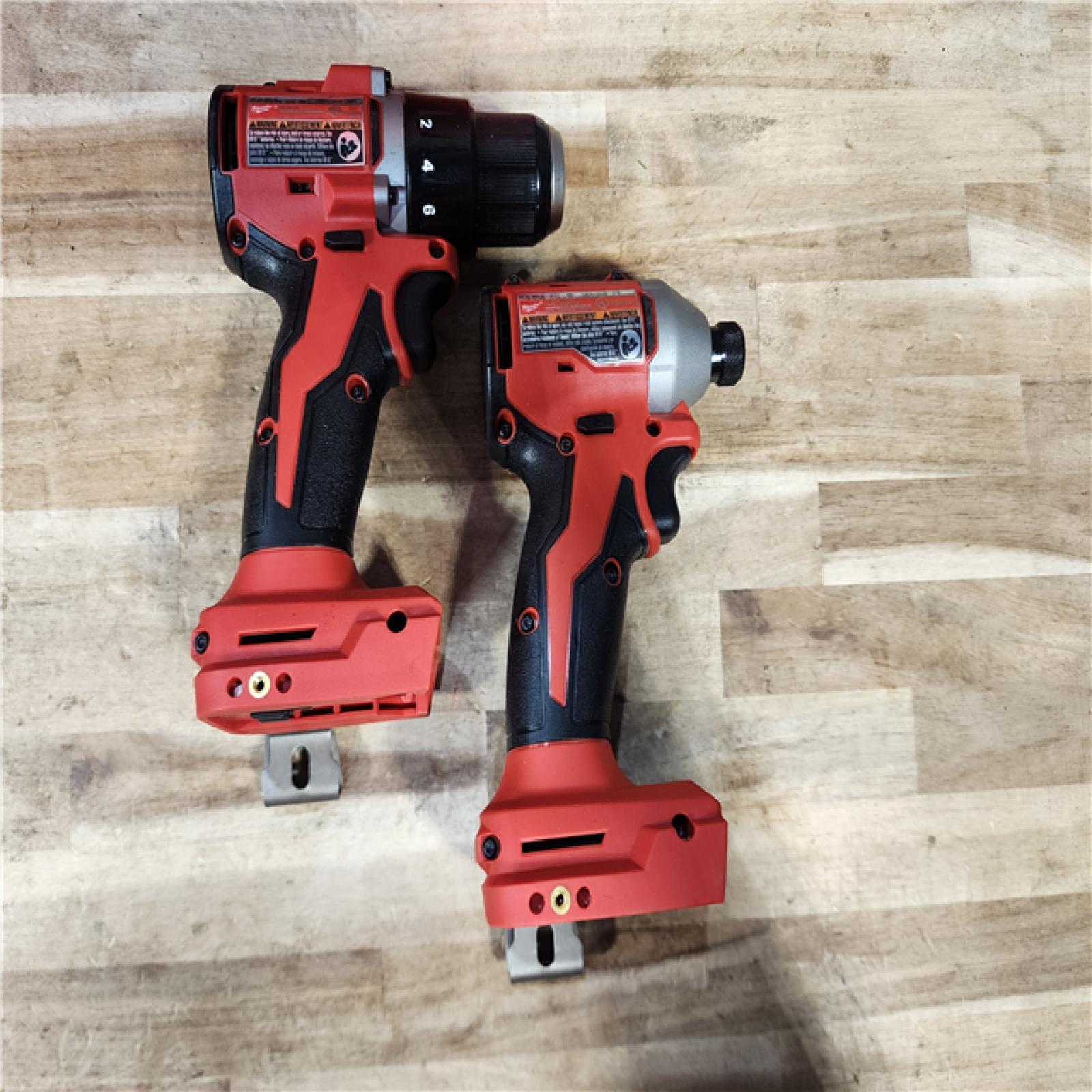 HOUSTON LOCATION - AS-IS Milwaukee 18V Lithium-Ion Brushless Cordless Compact Drill/Impact Combo Kit