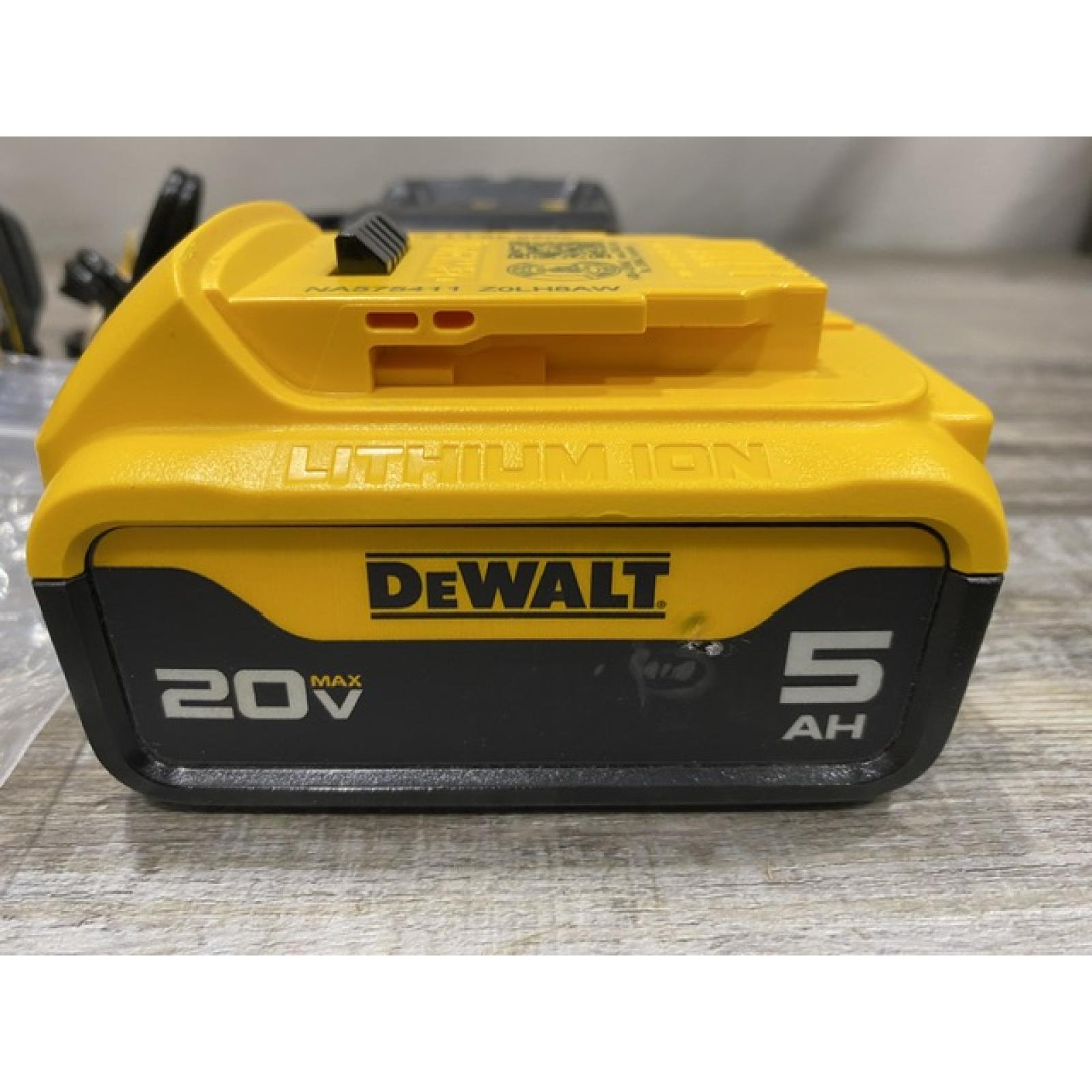 AS-IS DEWALT ATOMIC 20V Lithium-Ion Cordless 1/2 in. Hammer Drill Kit
