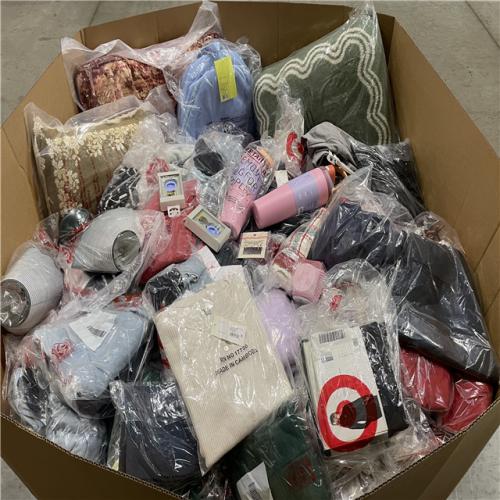 DALLAS LOCATION- NEW!- BULLSEYE MIXED CLOTHING PALLET (300 UNITS)
