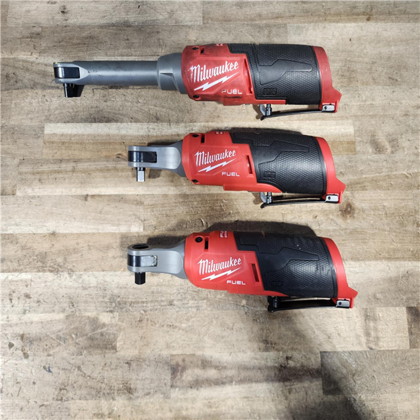 HOUSTON LOCATION - AS-IS MILWAUKEE 3 TOOL COMBO KIT W/ (2) BATTERY & CHARGER