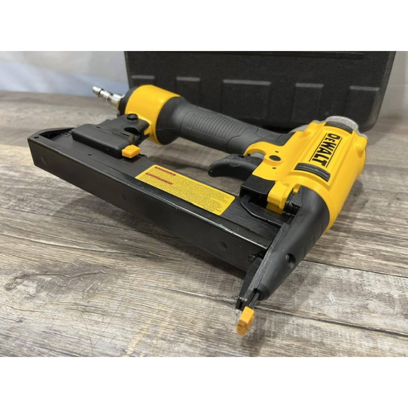 AS-IS DEWALT Pneumatic 18-Gauge 1/4 in. Crown Corded Stapler