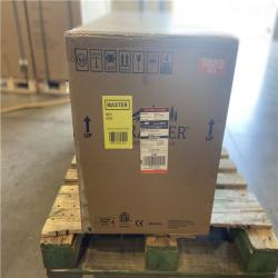 DALLAS LOCATION - Traeger Pro Series 34-Pellet Grill and Smoker in Bronze Cooking Area in Black