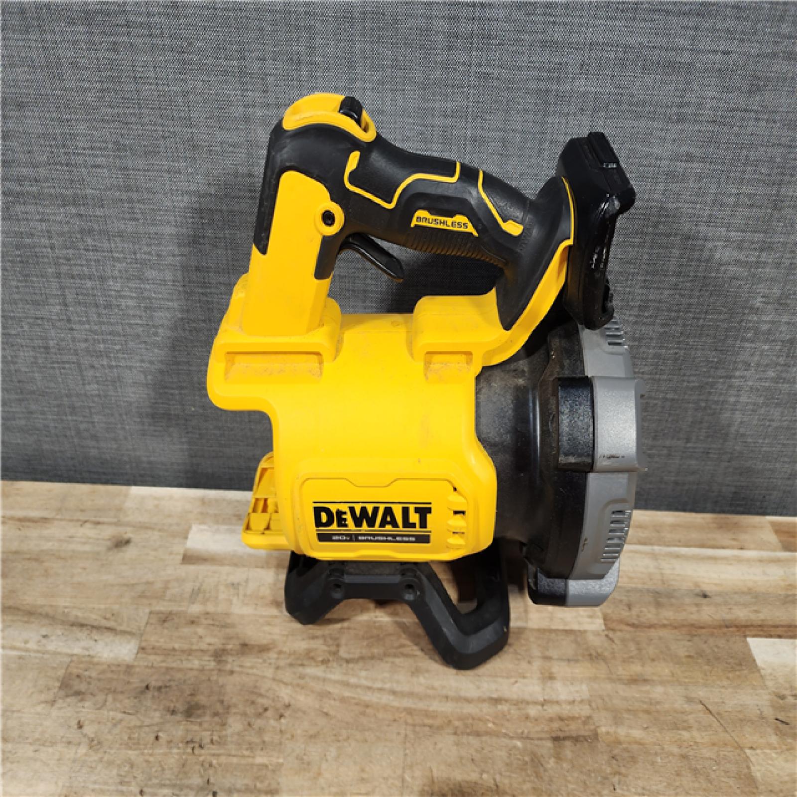 HOUSTON LOCATION - AS - IS DEWALT 20V MAX* XR Brushless Cordless Handheld Blower Kit (NO BATTERY)