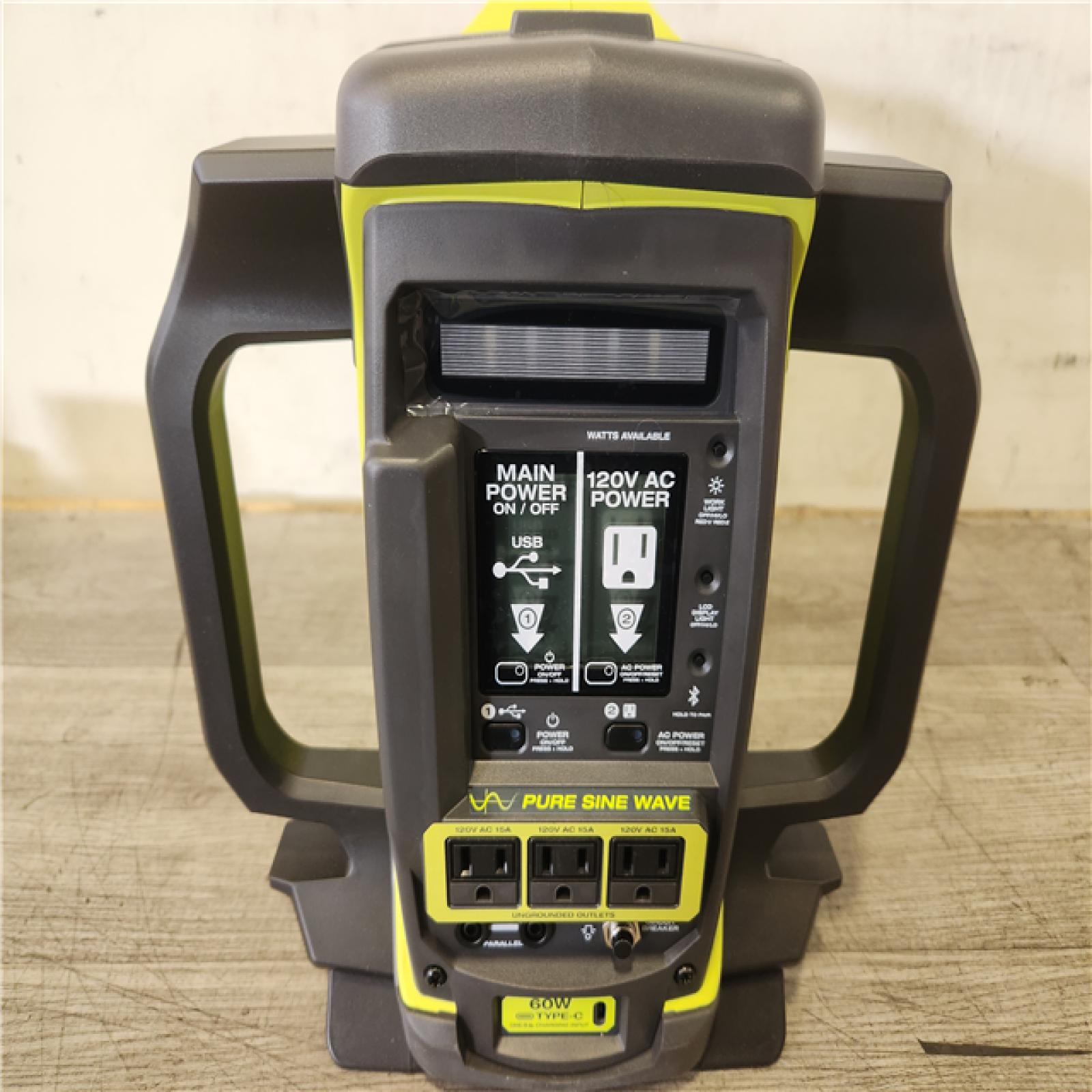 Phoenix NEW RYOBI 18V ONE+ 1800-Watt Portable Battery Inverter Power Station/8-Port Charger (Tool Only)