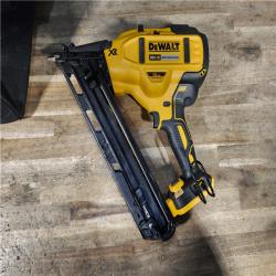 HOUSTON LOCATION - AS-IS DeWalt 15 GA ANGLED FINISH NAILER KIT W/ BATTERY & CHARGER
