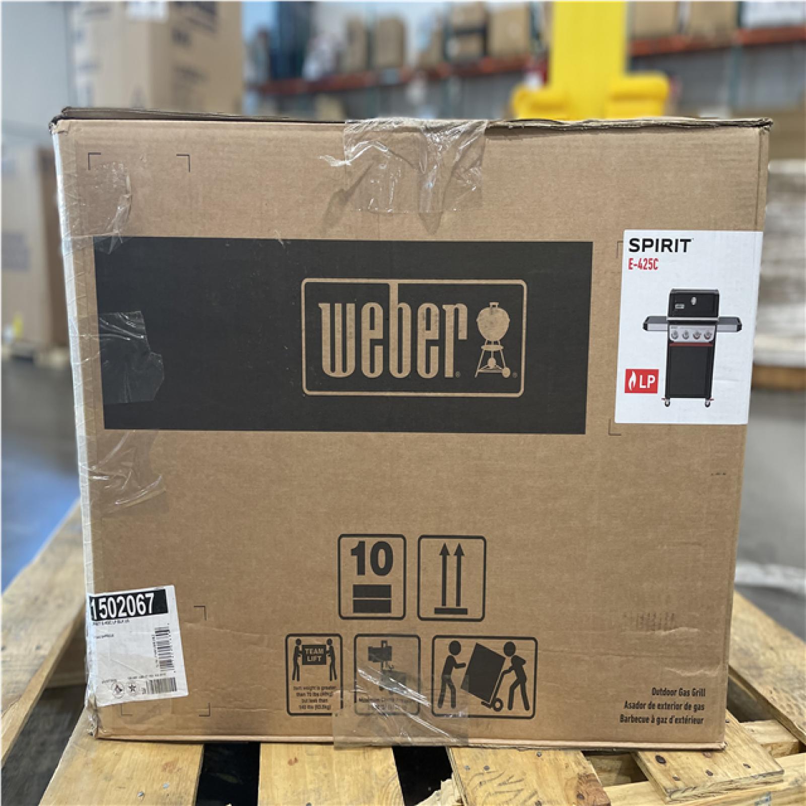 DALLAS LOCATION- AS-IS WEBER Spirit E-425C 4-Burner Propane Gas Grill in Black with Sear Zone