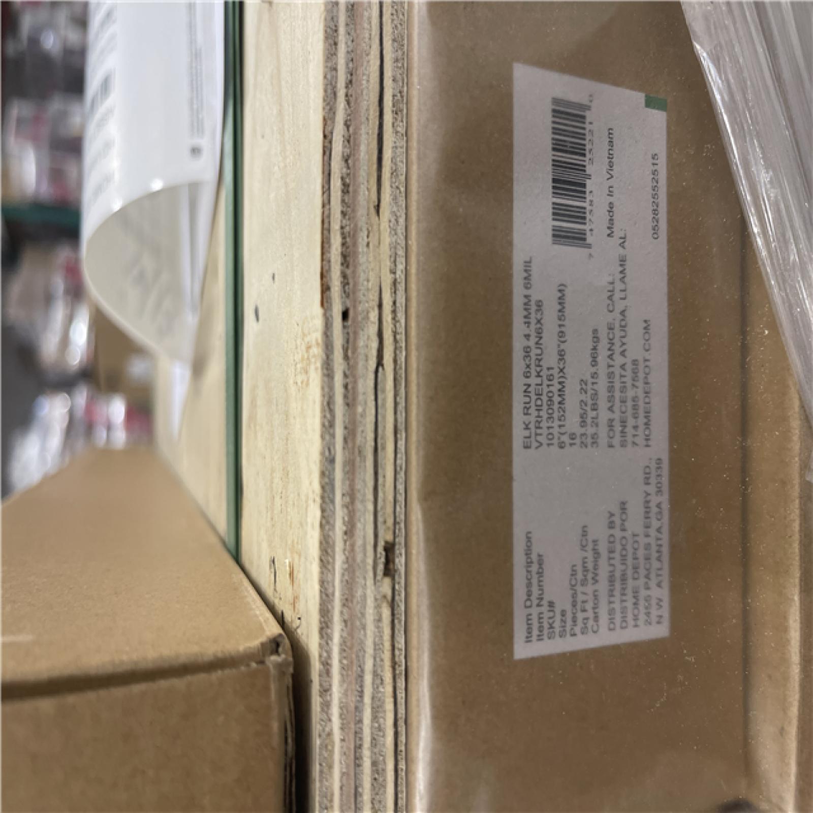 DALLAS LOCATION - TrafficMaster Elk Run 6 MIL x 6 in. W x 36 in. L Waterproof Click Lock Vinyl Plank Flooring (23.95 sq. ft./Case)PALLET-(32 UNITS)