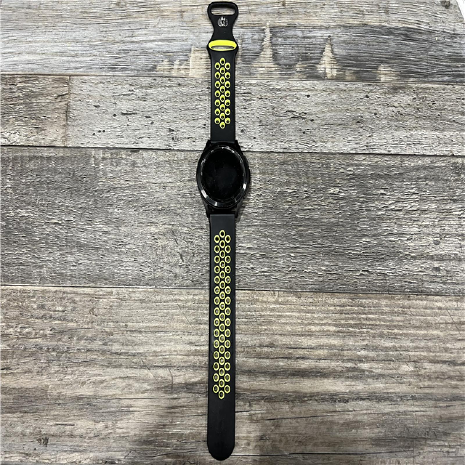 AS-IS Samsung Galaxy Watch 4 Black Silicone Sport Band Black/Chartreuse