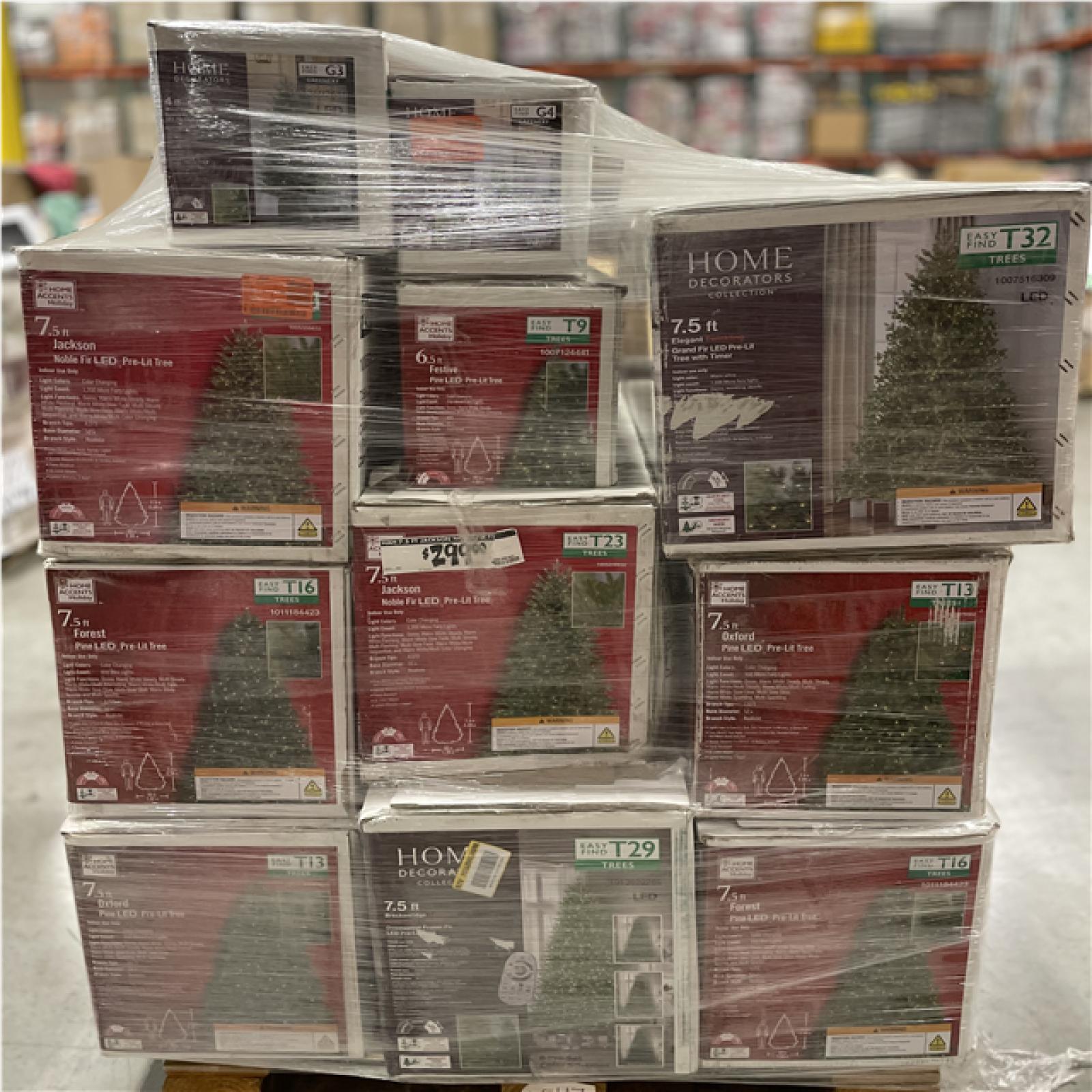 DALLAS LOCATION- AS-IS ASSORTED CHRISTMAS TREES PALLET
